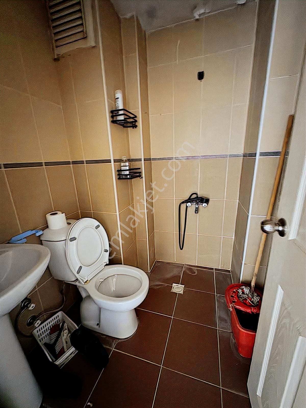 Oscar'dan Yenibağlar'da Amerikan Mutfaklı Full Eşyalı 1+1 - Görsel 13