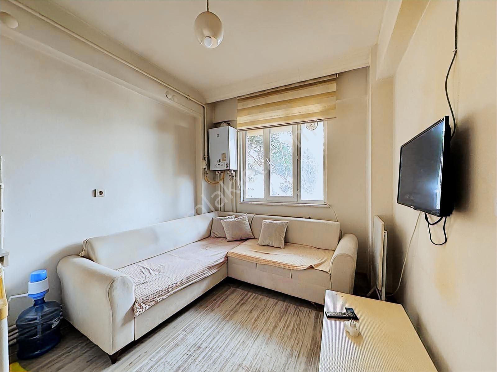 Oscar'dan Yenibağlar'da Amerikan Mutfaklı Full Eşyalı 1+1