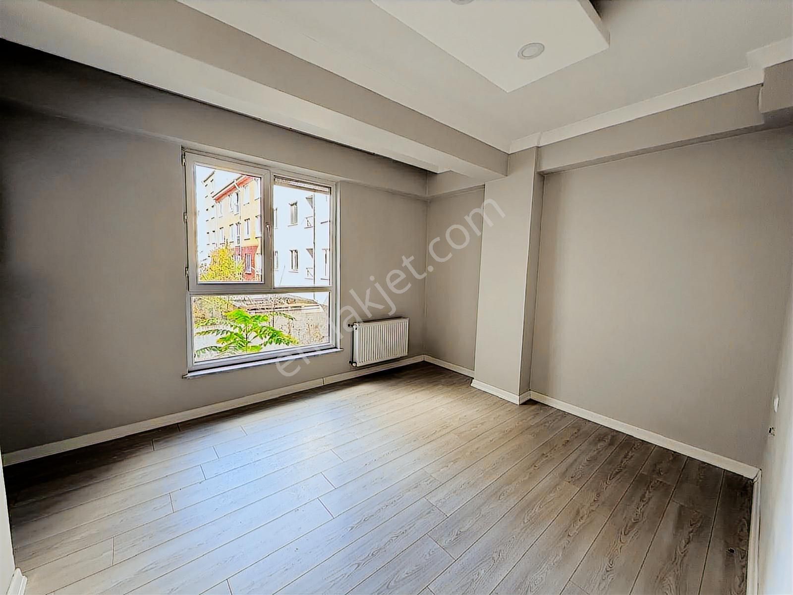 Oscar Emlak'tan Balkonlu Ayrı Mutfaklı Geniş 1+1 - Görsel 7