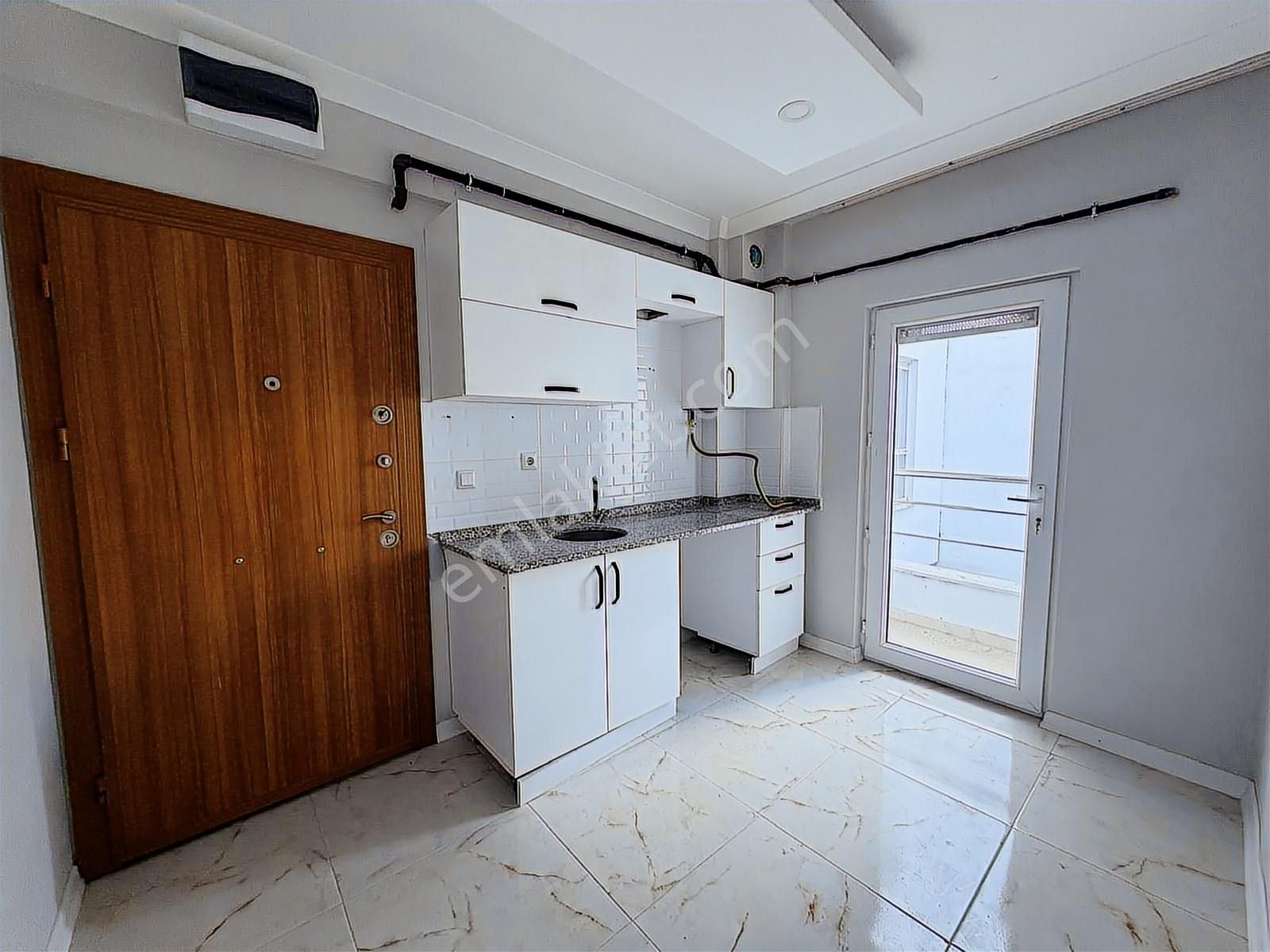 Oscar Emlak'tan Balkonlu Ayrı Mutfaklı Geniş 1+1 - Görsel 5