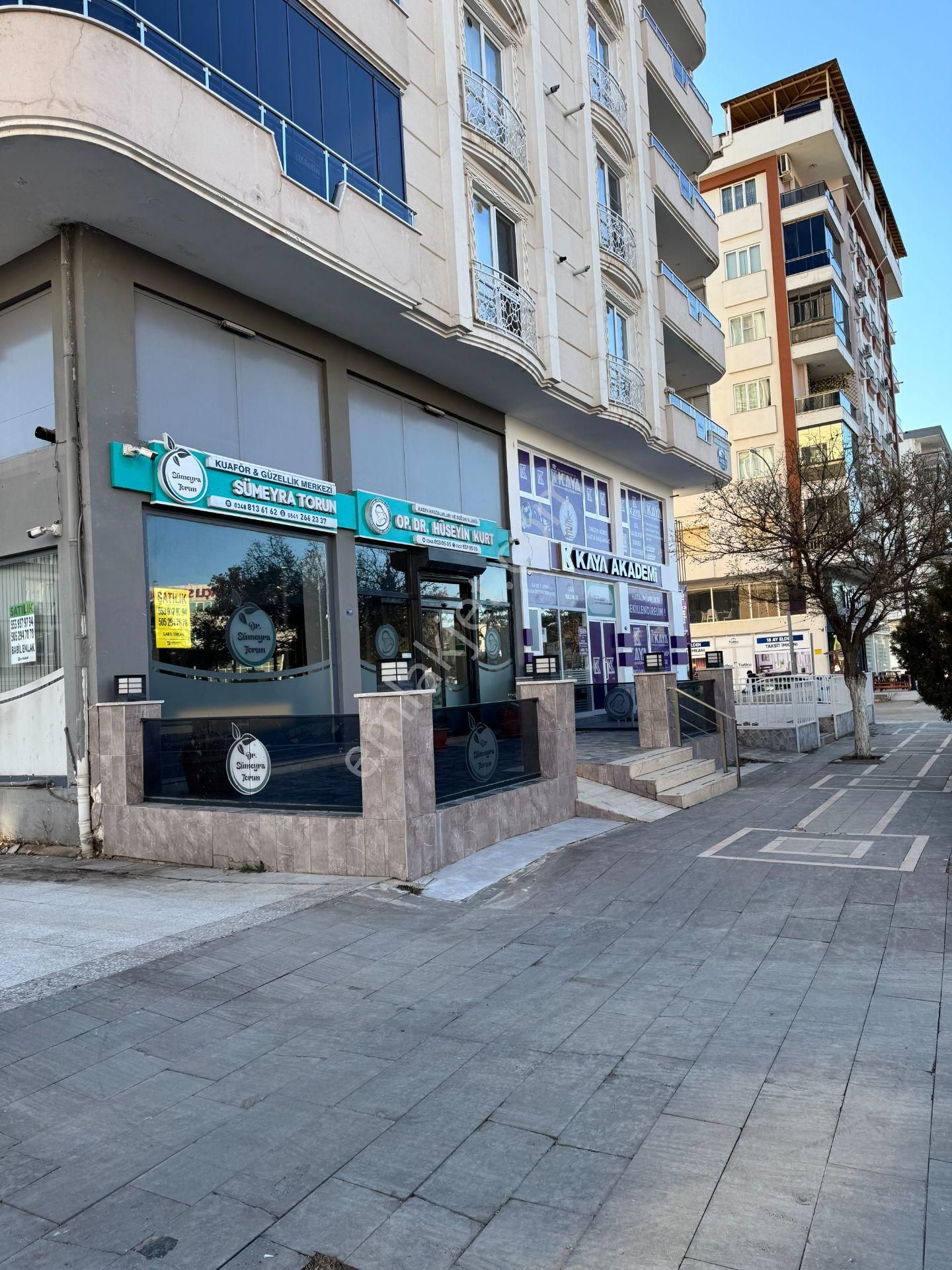 Babil Emlaktan Satılık Gaziantep Yolunda Üç Katlı Geniş Mağaza&işyeri