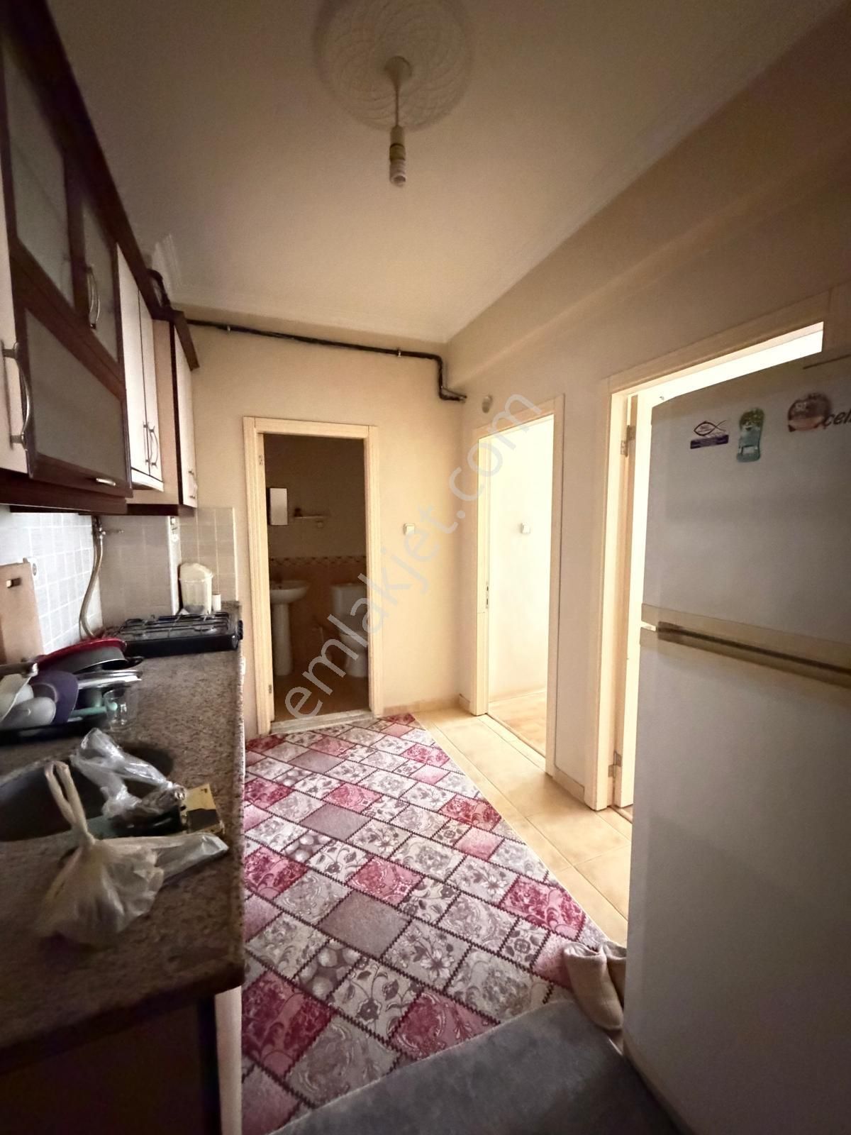 Oscar Emlak'tan Seylap Caddesi Yakını Ara Kat Eşyalı 1+1 - Görsel 9