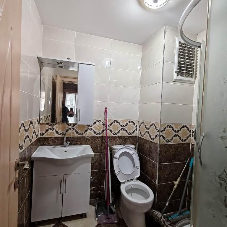 Beylikdüzü Yakuplu İş Merkezi Katnda Kiralık 2+1 Daire - Görsel 25