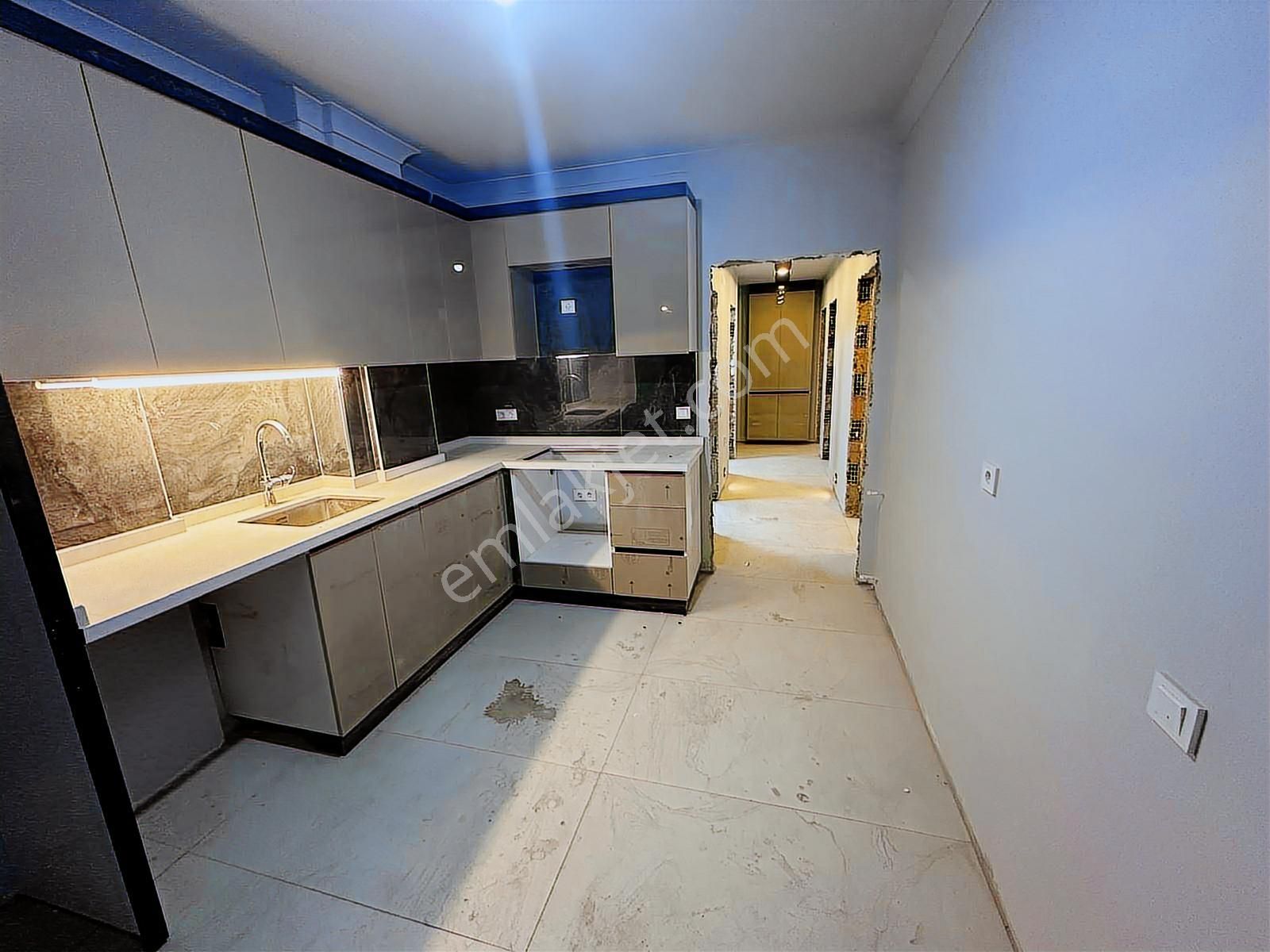 Dünya Göz Yakını,2+1 Ara Katta, Sıfır, Ayrı Mutfaklı, Asansörlü - Görsel 15