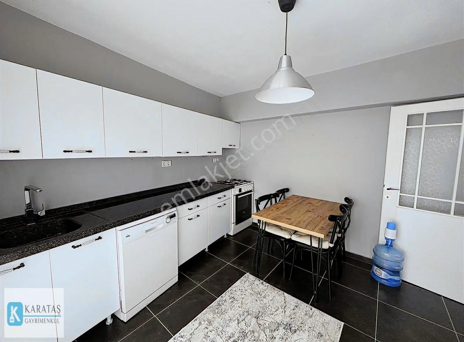 Karataş | Altınova Merkezde Bahçeli Ve Full Eşyalı Müstakil Ev - Görsel 2