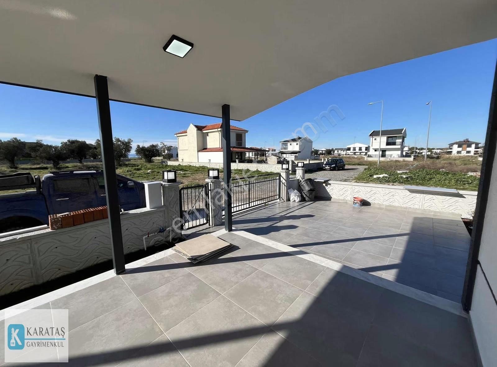 Altınova Sahilde Alt Katında Ekstra Odalı 4+1 Müstakil Parsel - Görsel 28