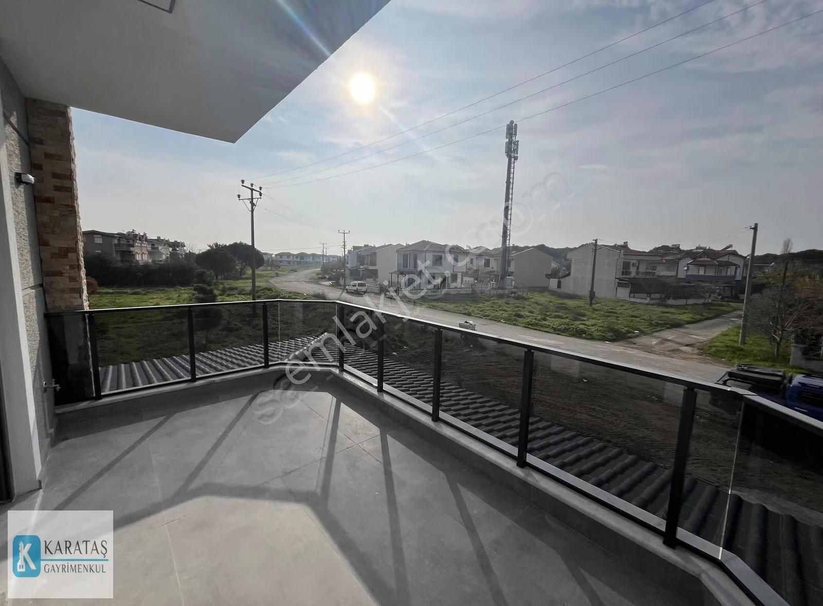 Altınova Sahilde Müstakil Bahçeli Lüks 4+1 Sıfır Villa - Görsel 6