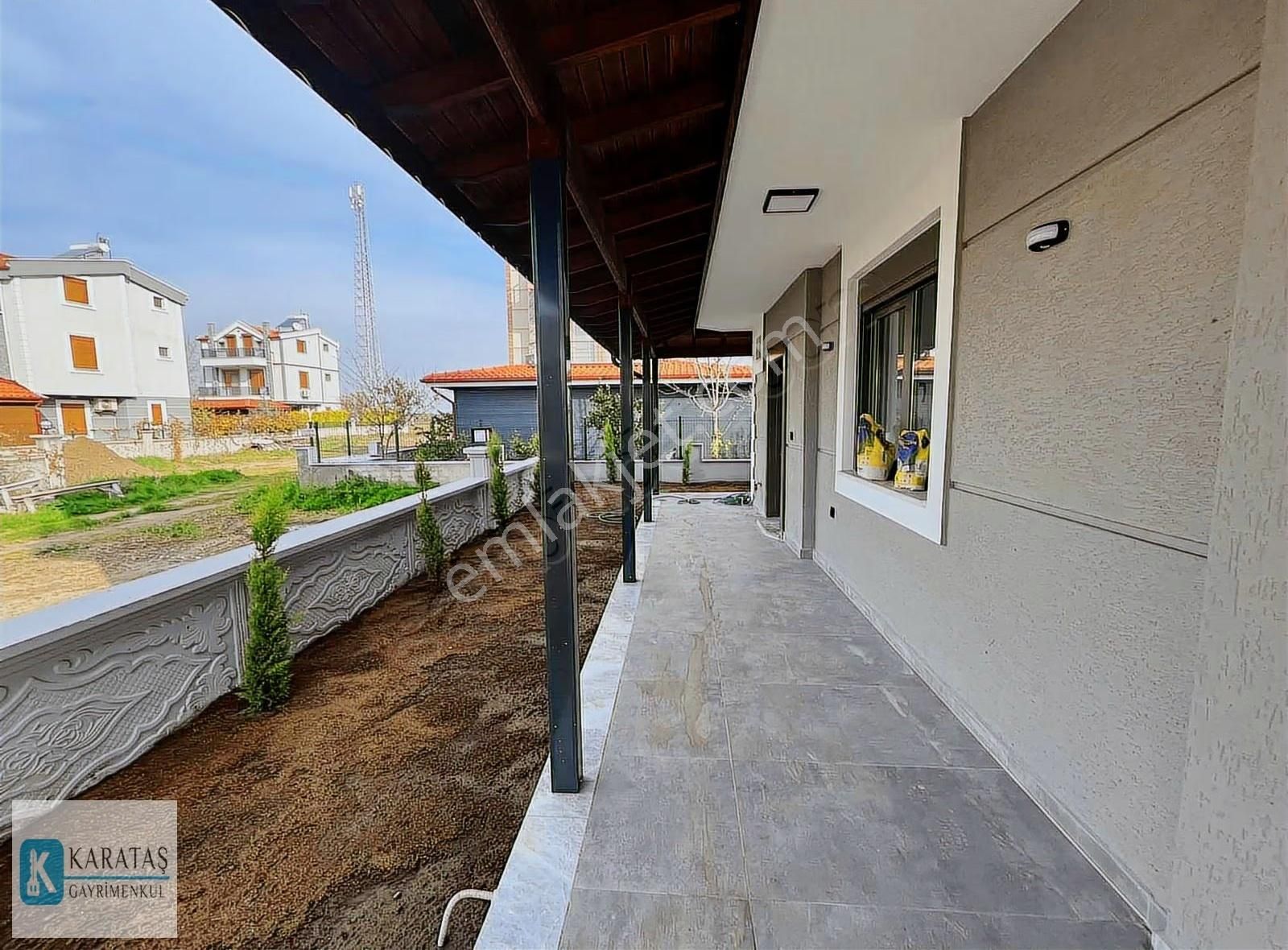 Altınova Sahilde Müstakil Bahçeli Lüks 4+1 Sıfır Villa - Görsel 14