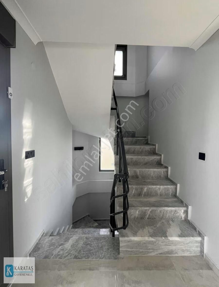 Altınova Sahilde Müstakil Bahçeli Lüks 4+1 Sıfır Villa - Görsel 15