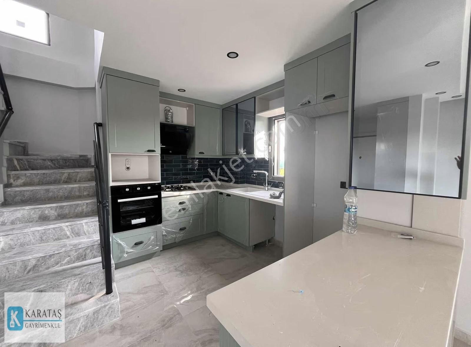 Altınova Sahilde Müstakil Bahçeli Lüks 4+1 Sıfır Villa - Görsel 5