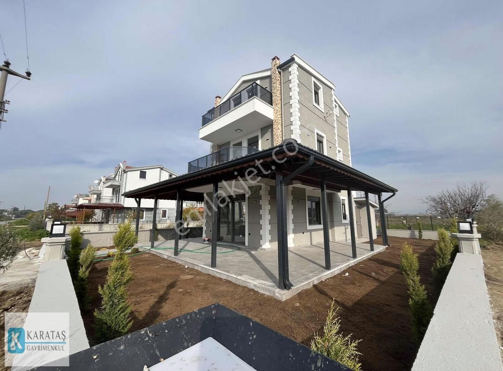 Altınova Sahilde Müstakil Bahçeli Lüks 4+1 Sıfır Villa - Görsel 30