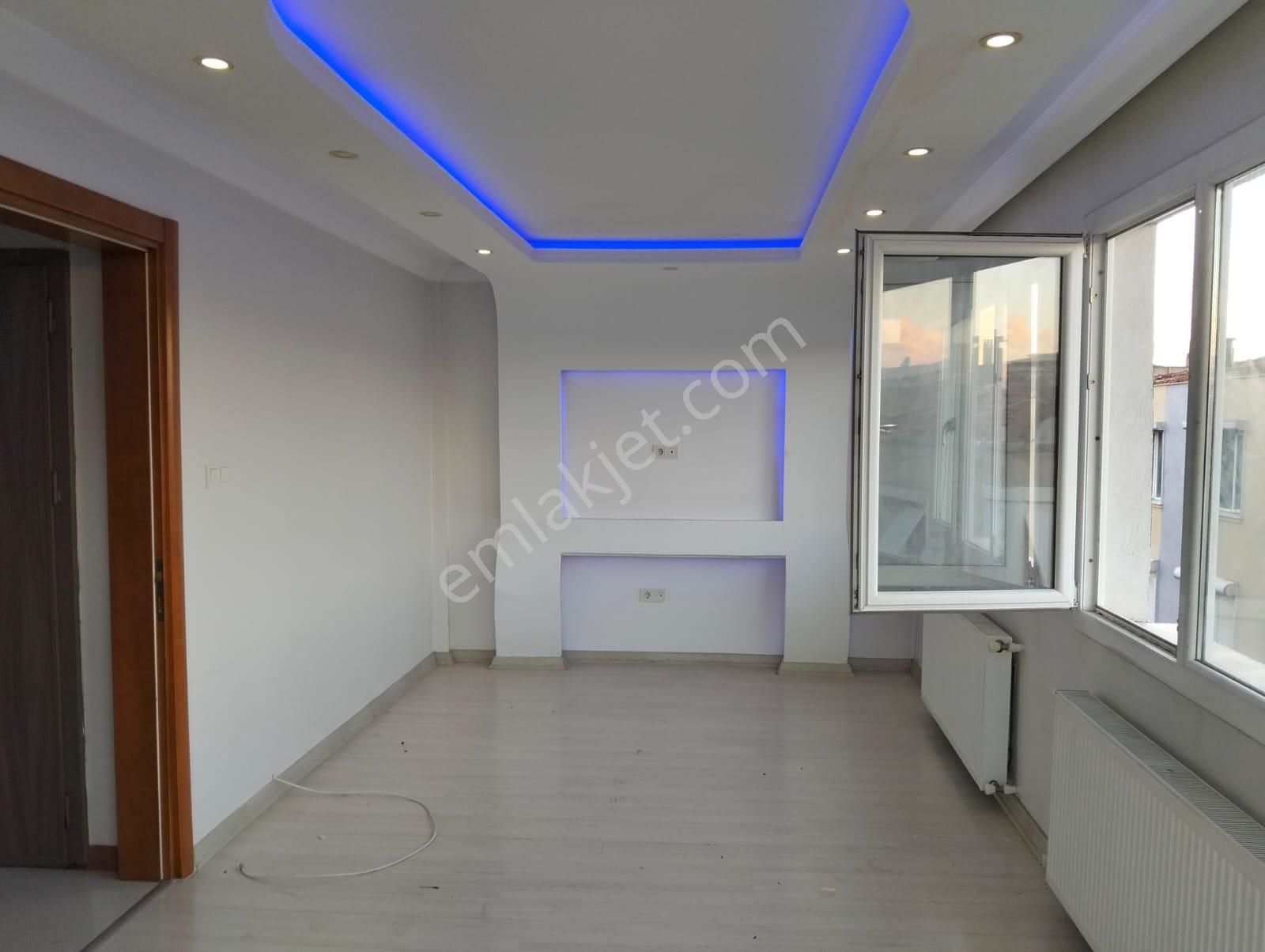 Güzelyalı Park-meteoroloji Yakını Doğalgazlı Bakımlı 3+1 Arakat