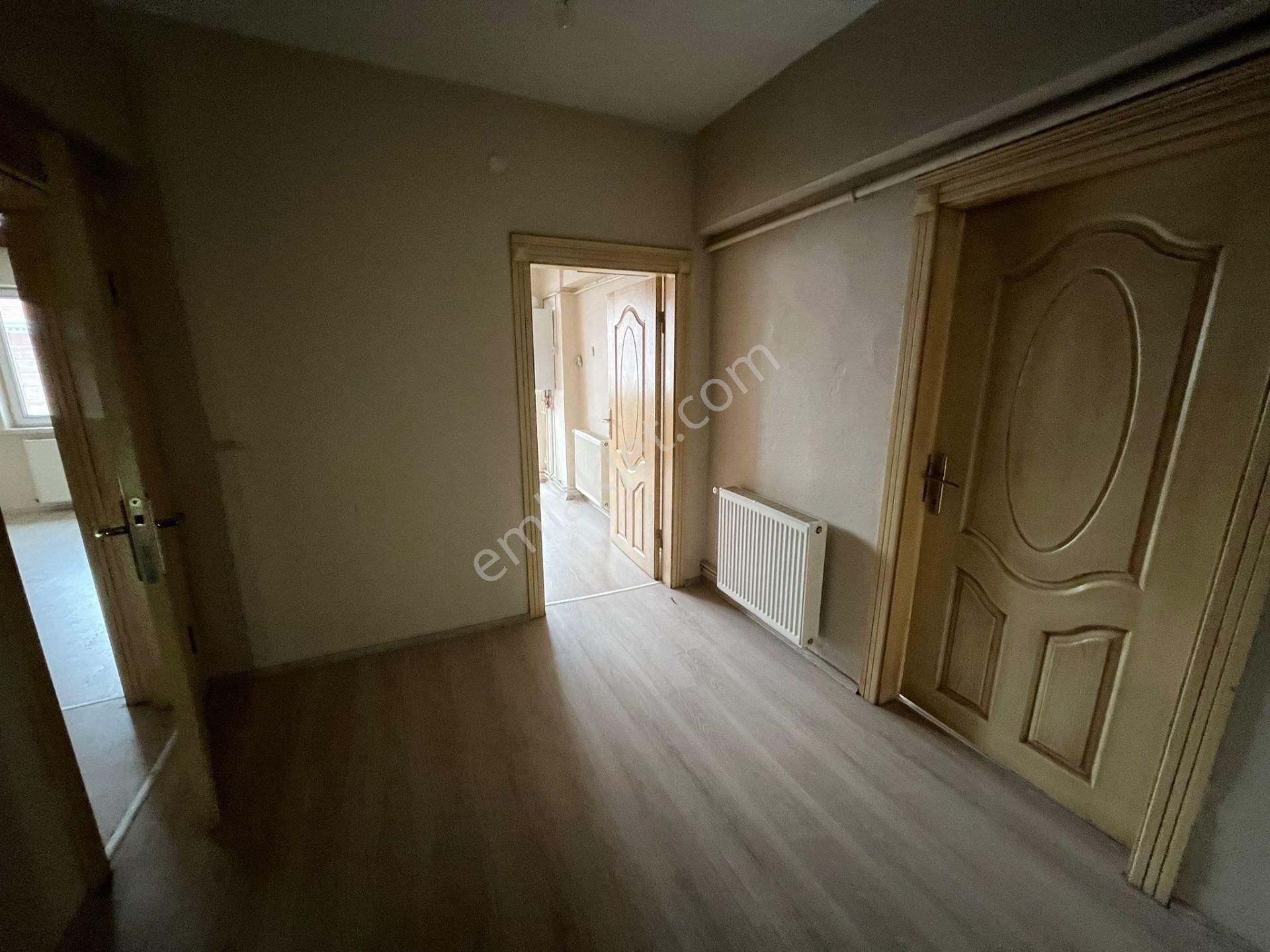 M.ç. Emlaktan Maraşal Çakmak Mahallesinde Merkeze Yakın 3+1 Ön Cephede. - Görsel 20