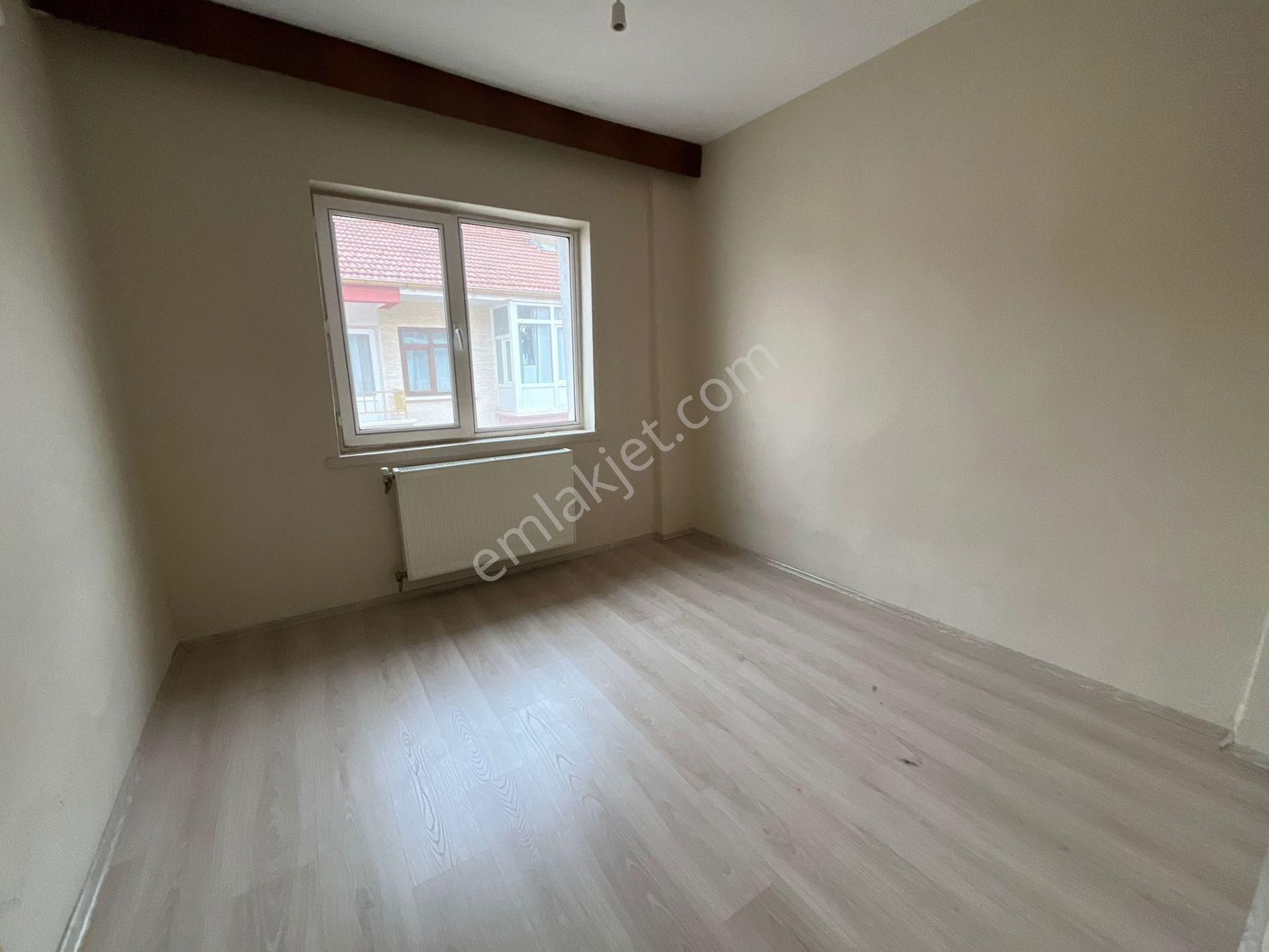 M.ç. Emlaktan Maraşal Çakmak Mahallesinde Merkeze Yakın 3+1 Ön Cephede. - Görsel 17