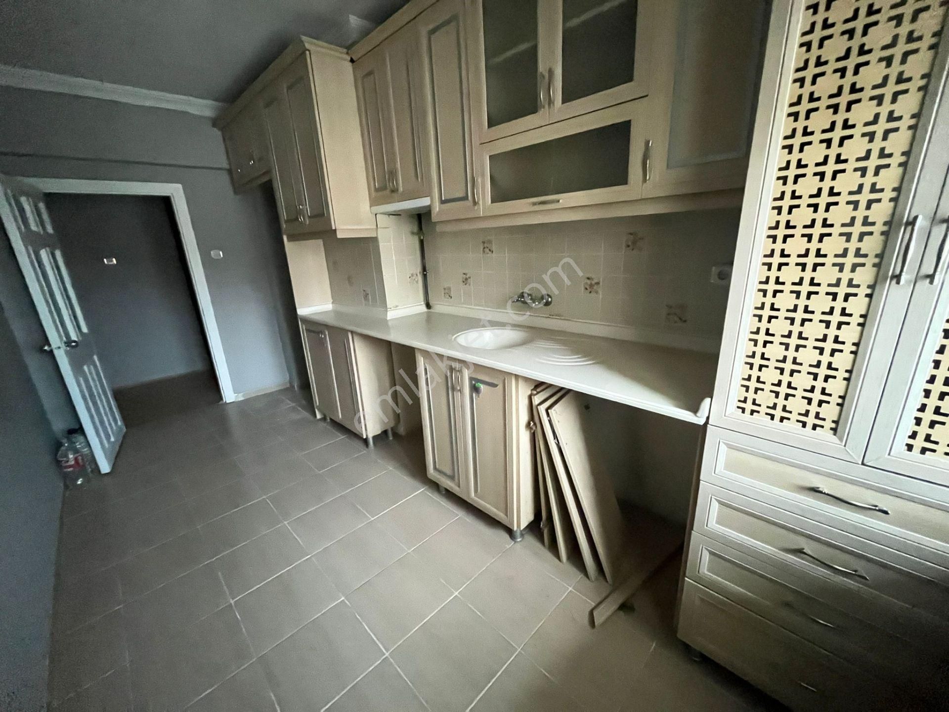 Sincan'da Tandoğan Mah. 3.ara Kat Yapılı Masrafsız Uygun Fiyat Fırsat Satılık Daire