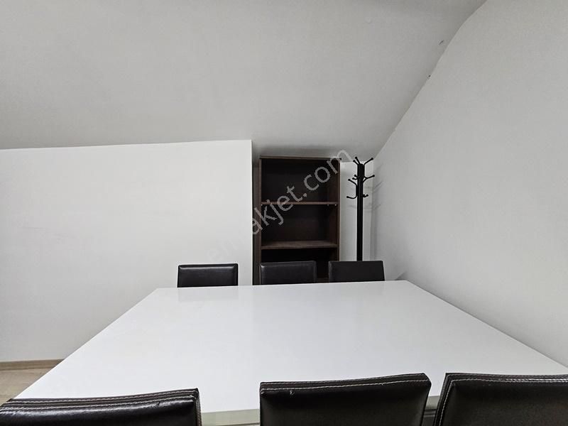 Beylikdüzü Yakuplu Dönmez Plazada 4+1 Hukuk Bürosu Eşyalarıdır - Görsel 32