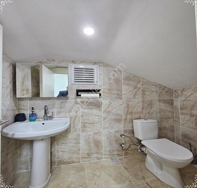 Beylikdüzü Yakuplu Dönmez Plazada 4+1 Hukuk Bürosu Eşyalarıdır - Görsel 25