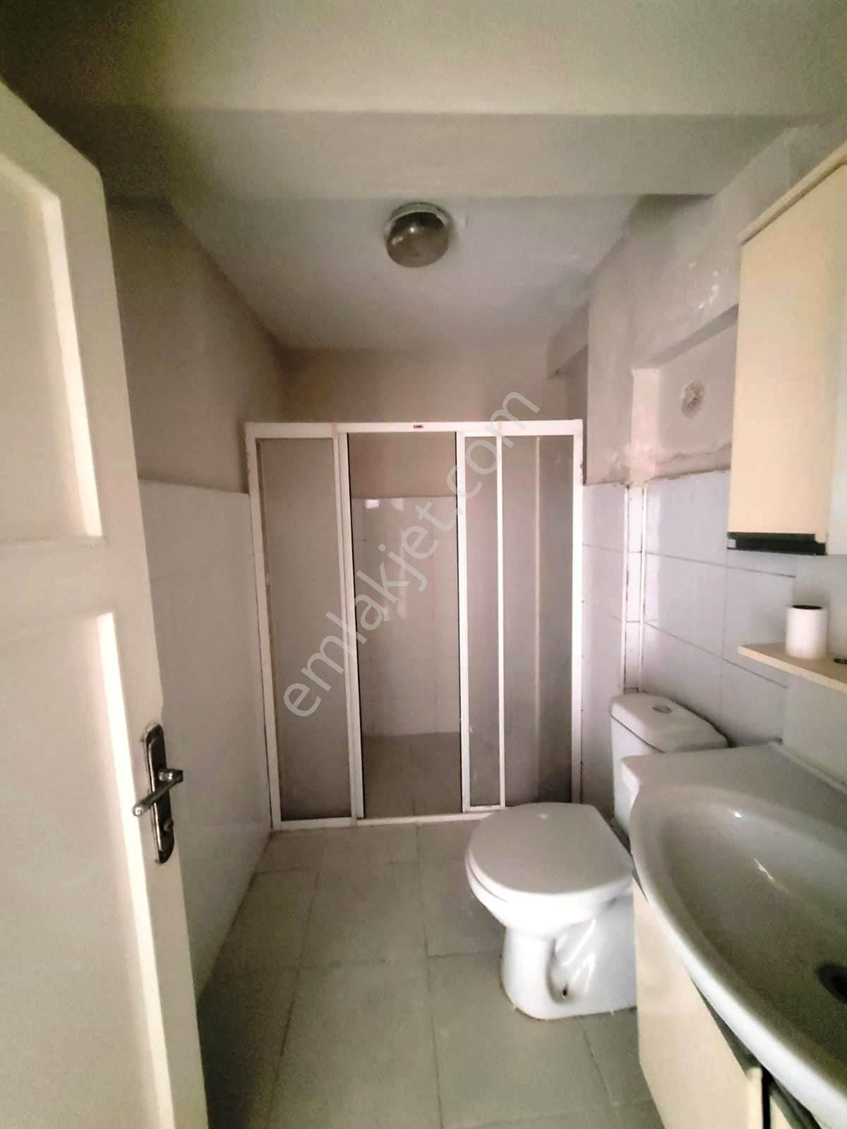 Maltepe Cevizlide Piazzaya Komşu Satılık 2+1 Giriş Yatırımlık !! - Görsel 5