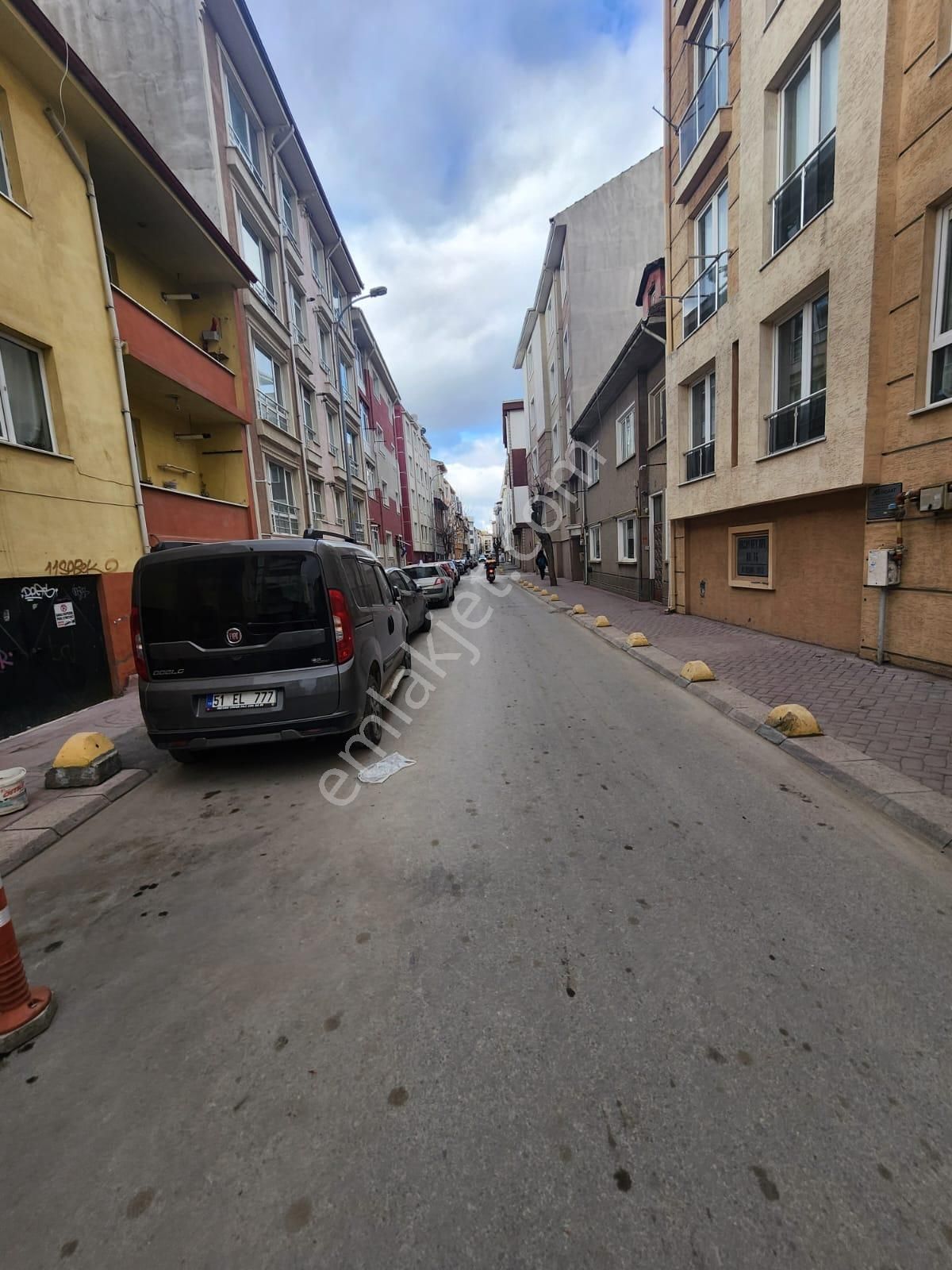 🌄🏘️ Güllük Mahallesi’nde • Ara Kat • İskanlı • Otoparklı • Geniş 2+1 Daire! ☀️📄 (d230) - Görsel 12