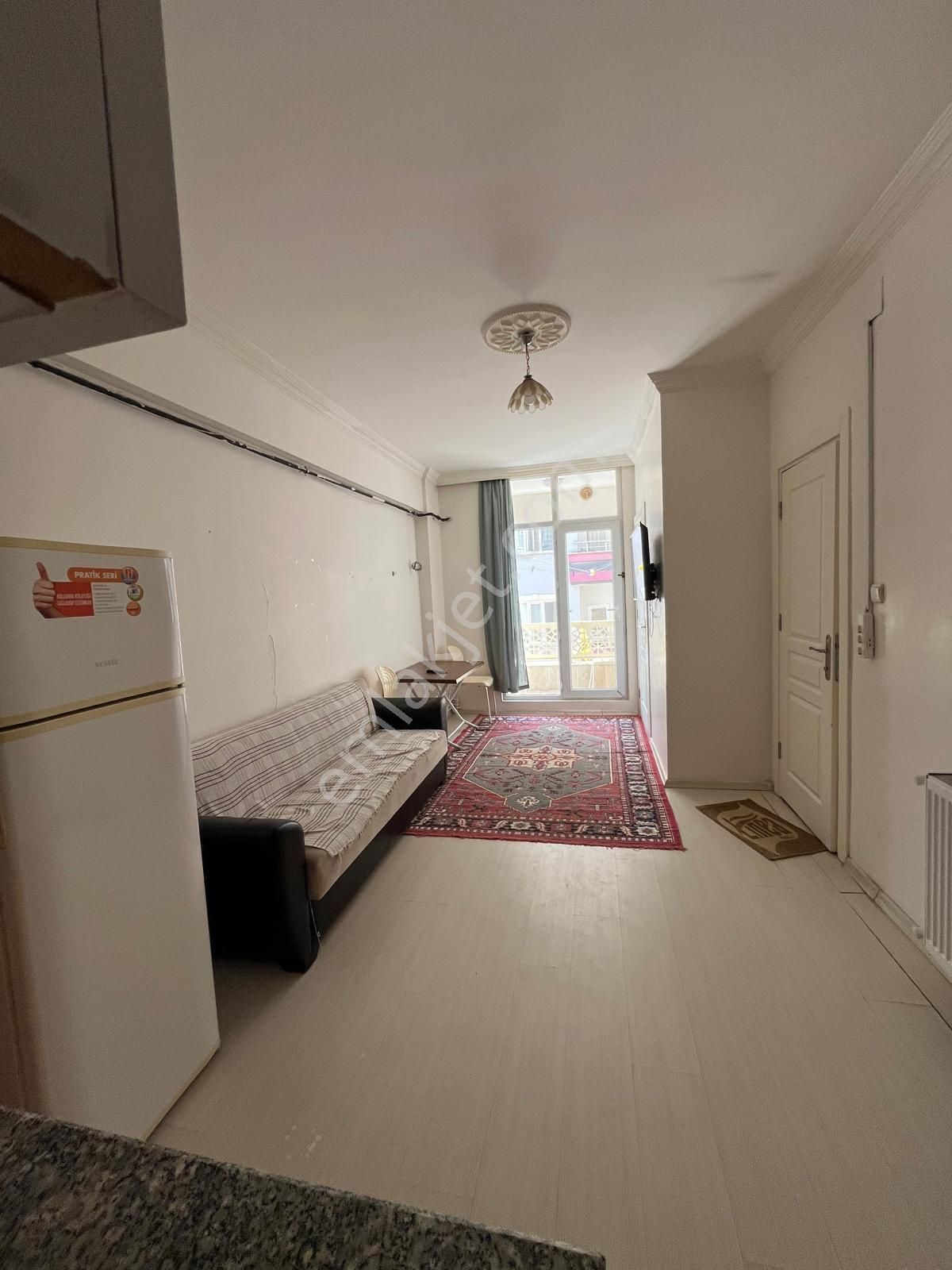 Oğuzeli Üniversitesi Karşısında Full Eşyalı 1+1 Fırsat Daire