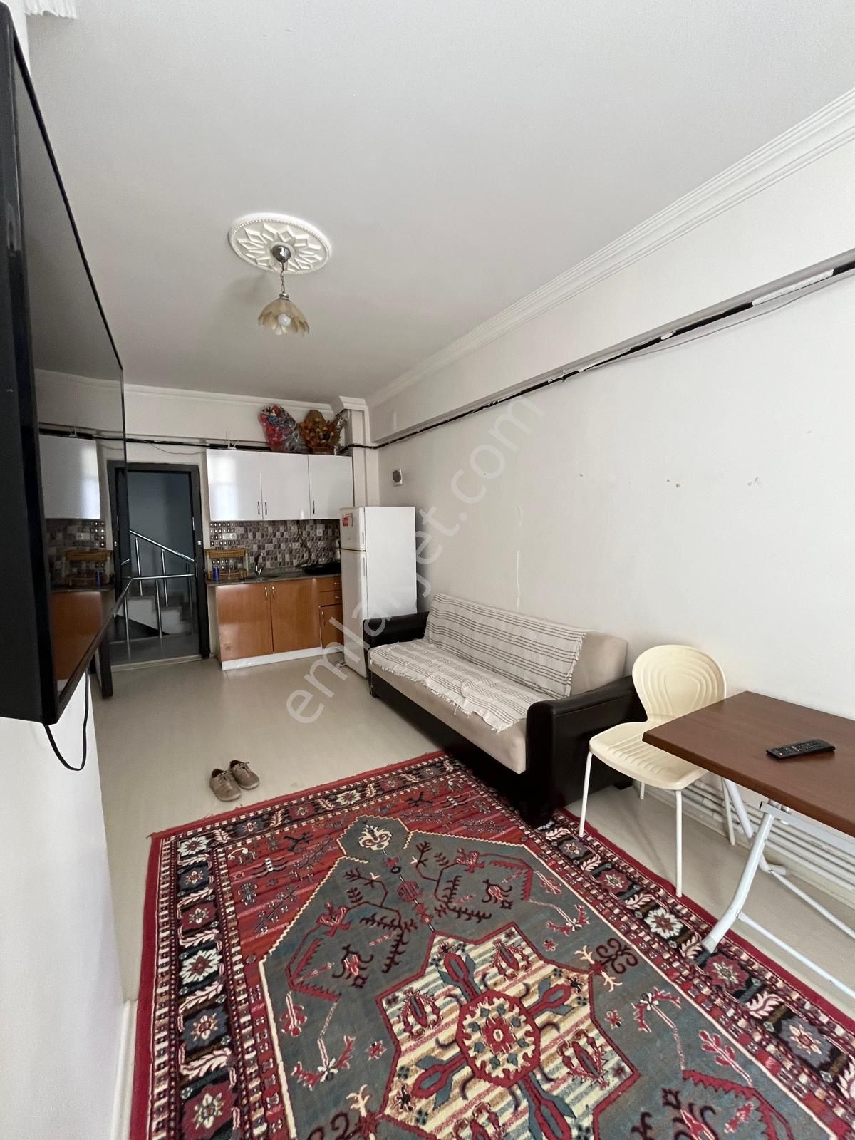 Oğuzeli Üniversitesi Karşısında Full Eşyalı 1+1 Fırsat Daire - Görsel 3