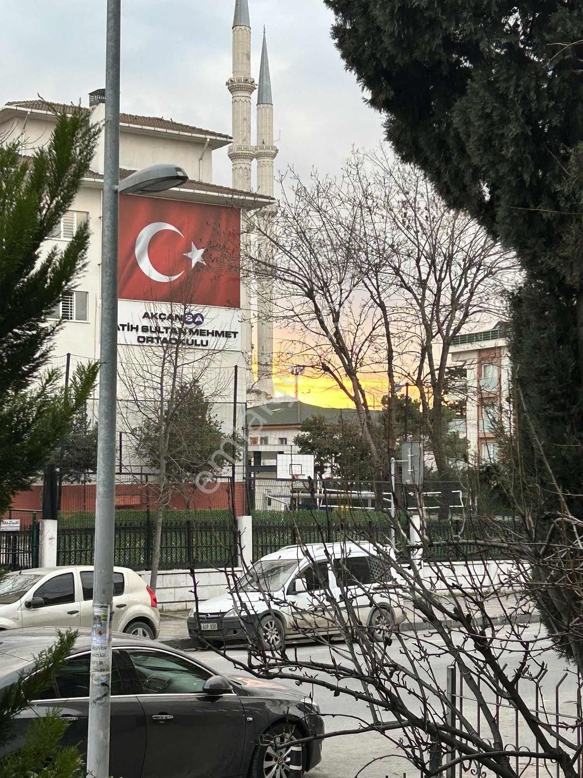 Demir Deluxe___fiyatı Düştü!acil Satılık 2+1 Daire___fiyatı 10