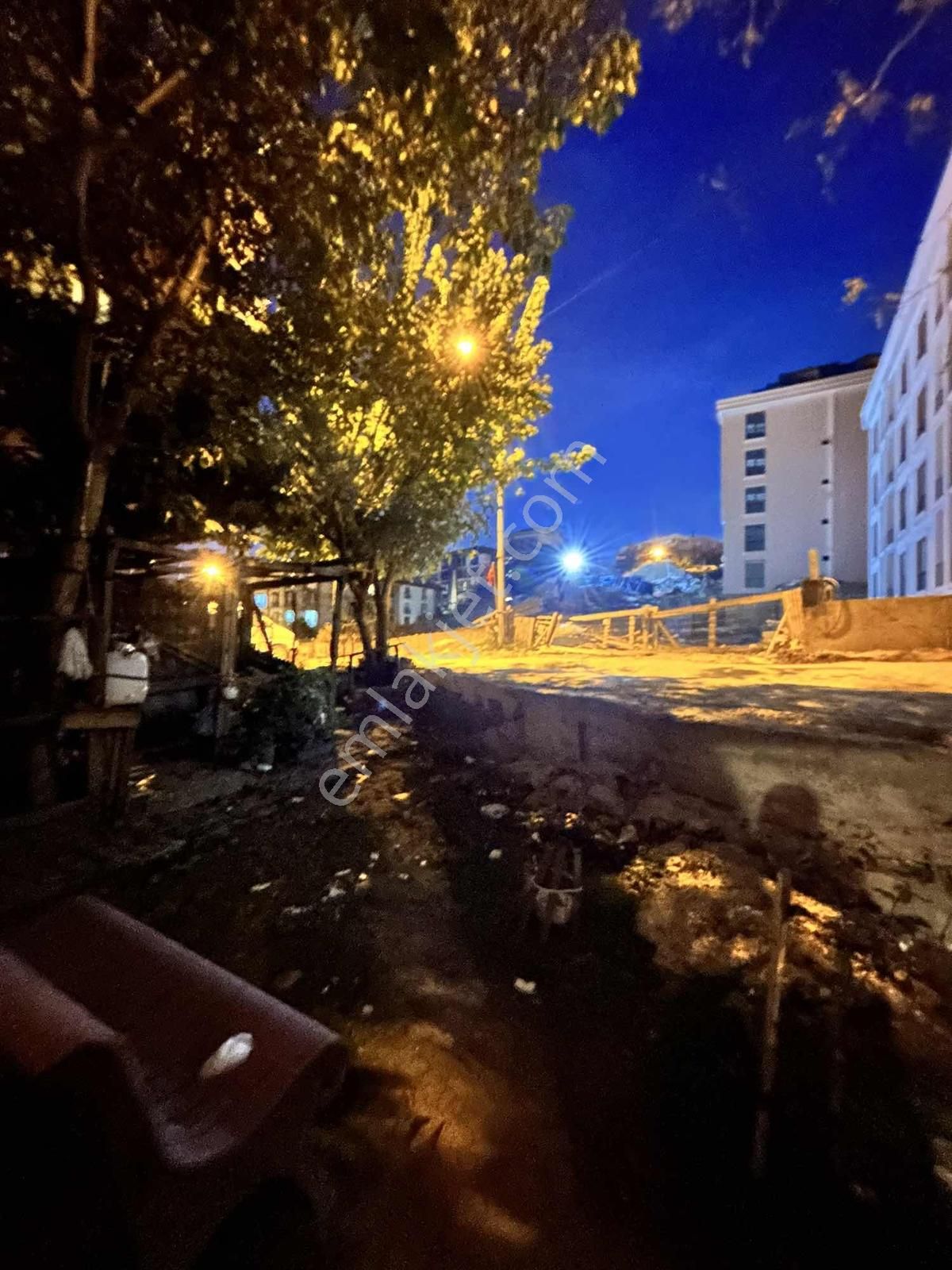 Demir Deluxe___fiyatı Düştü!acil Satılık 2+1 Daire___fiyatı 10 - Görsel 20