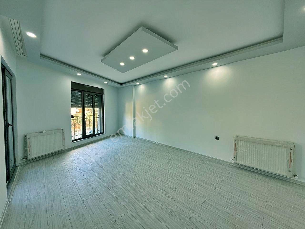Uytundan Zeytinli Köyünde Doğa Manzaralı Satılık 3+1 Lüx Daire - Görsel 13