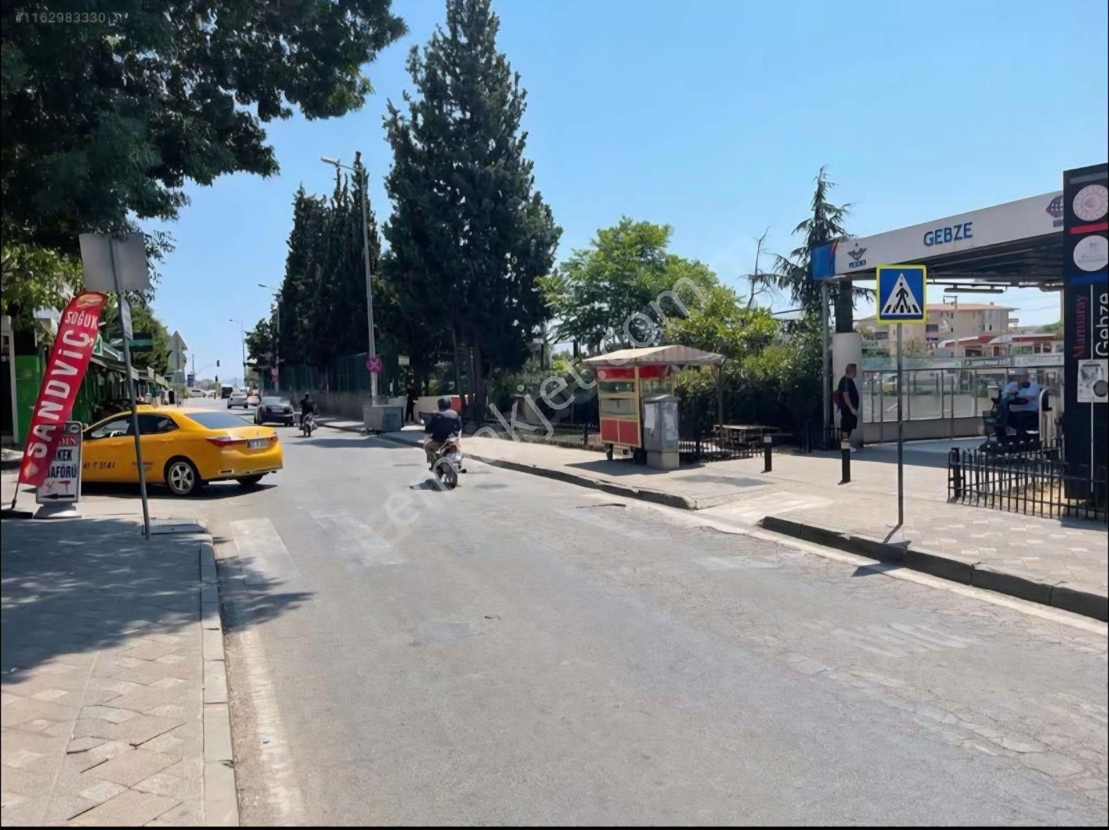 Marmaray Durağının Tam Karşısı Satılık 568 M² Depo / İş Yeri - Görsel 15