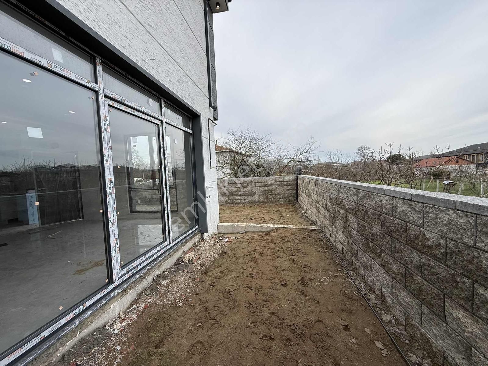 Karasu Aziziye De Yazlık Fıyatına Müstakil Bahçe Fırsat Villa - Görsel 23