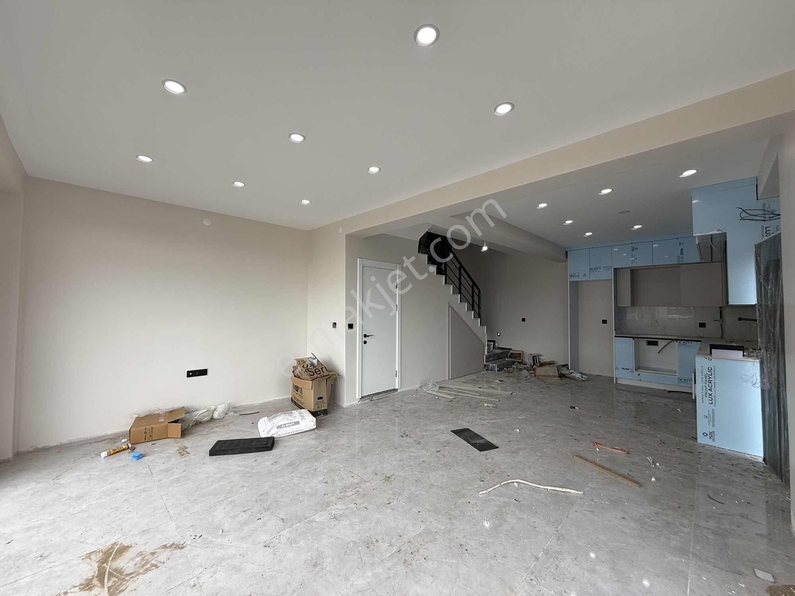 Karasu Aziziye De Yazlık Fıyatına Müstakil Bahçe Fırsat Villa - Görsel 12