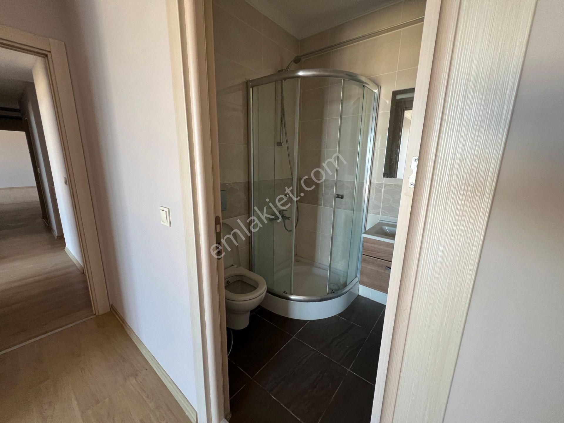 Trabzon Yalıncak Florya Sitesi Deniz Manzaralı 3+1 Kiralık Daire - Görsel 30