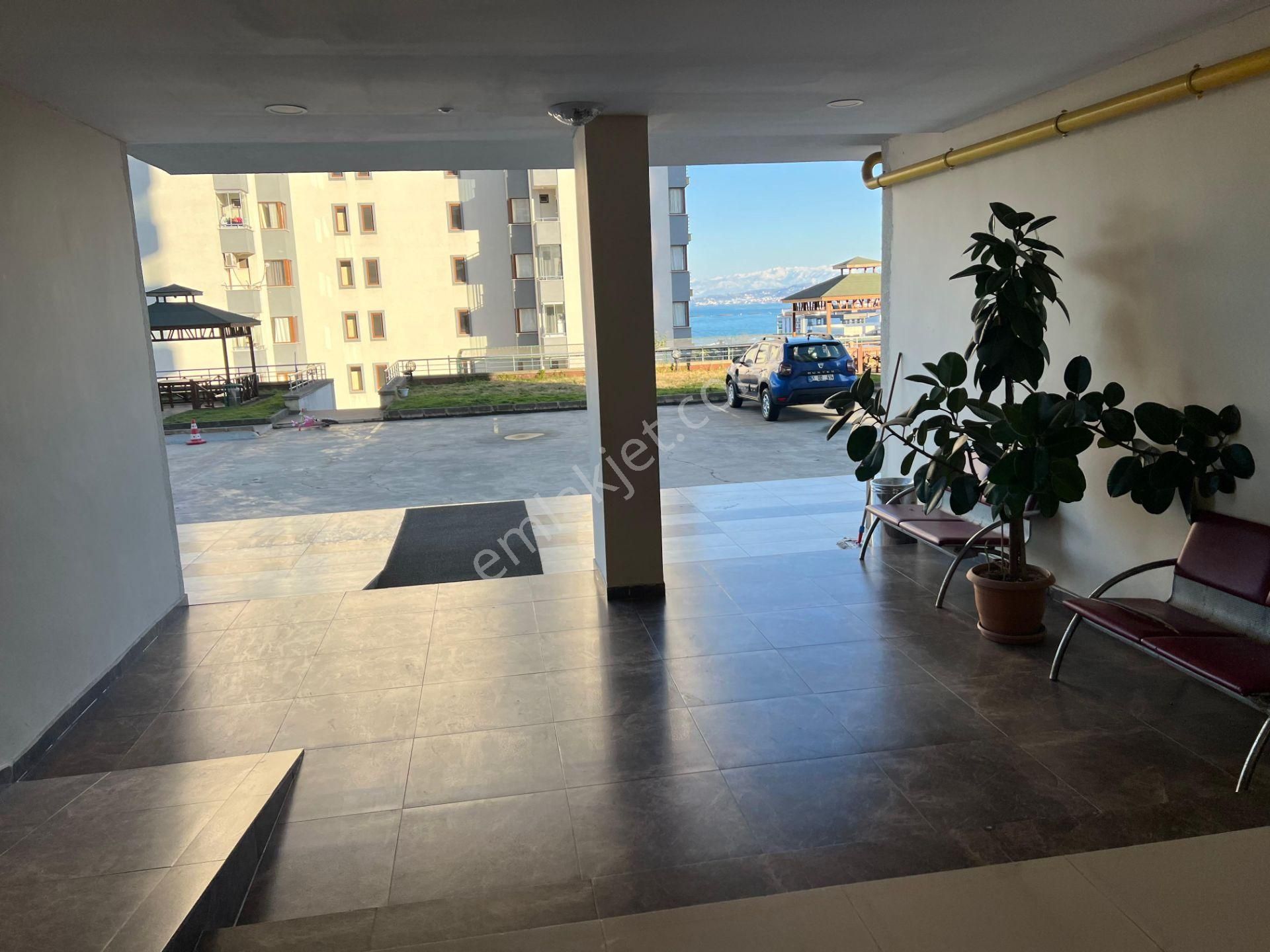 Trabzon Yalıncak Florya Sitesi Deniz Manzaralı 3+1 Kiralık Daire - Görsel 7