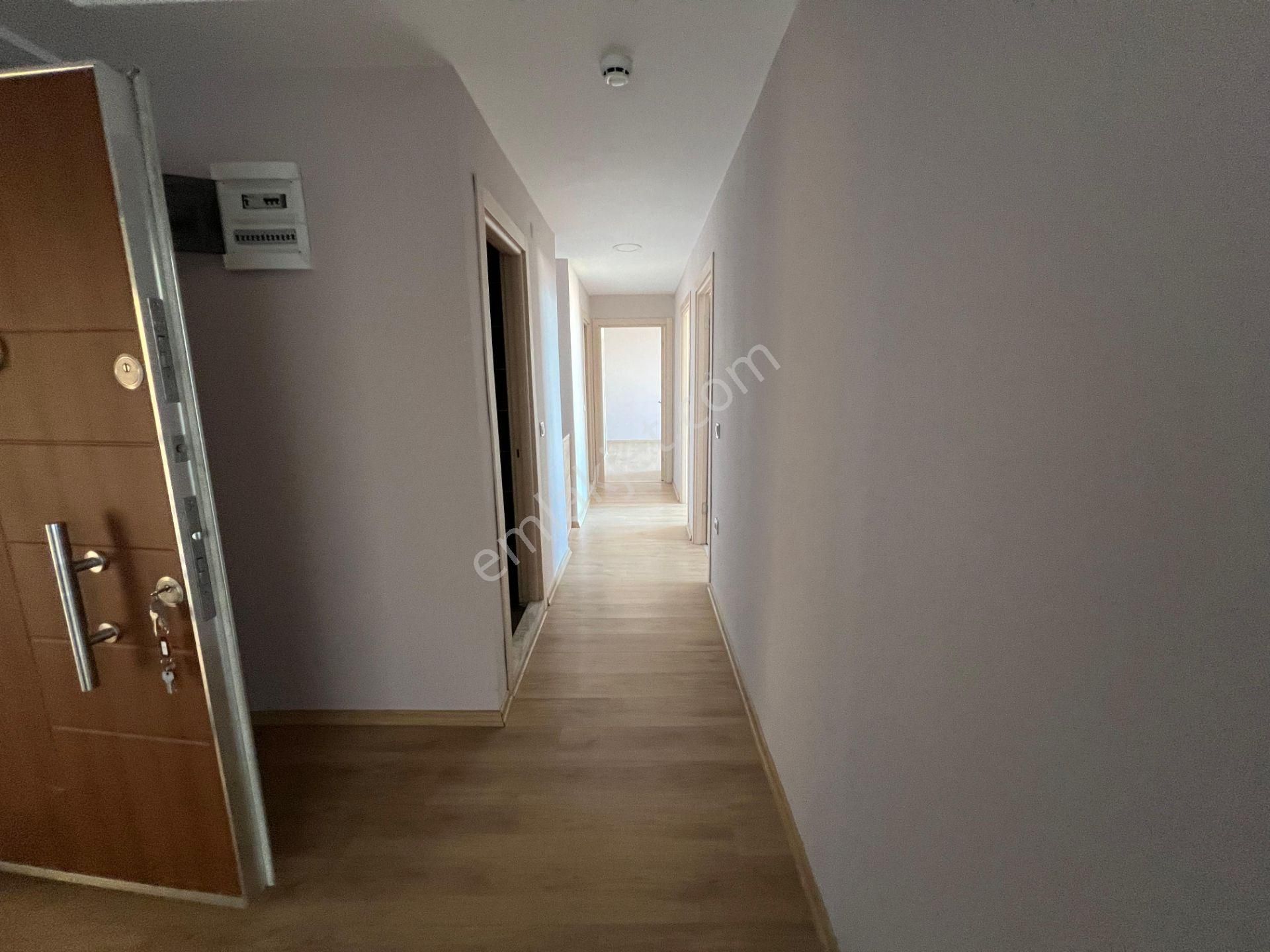 Trabzon Yalıncak Florya Sitesi Deniz Manzaralı 3+1 Kiralık Daire - Görsel 11