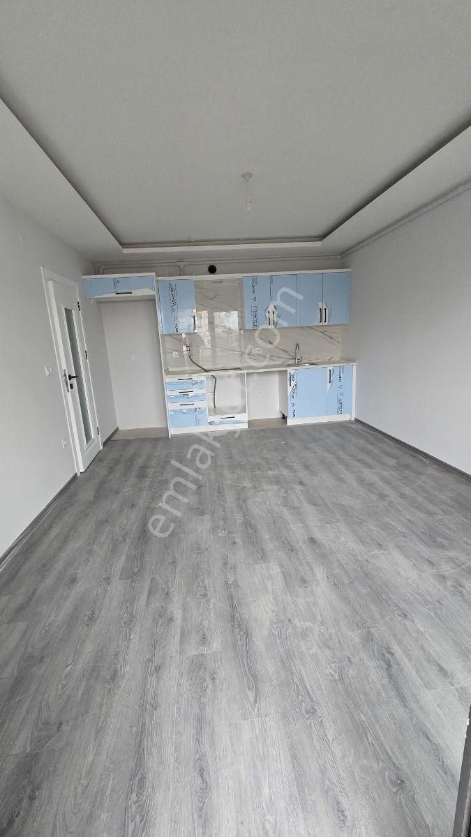 Üniversite Mah. 1+1 4.kat Kiralık Sıfır Daire - Görsel 18