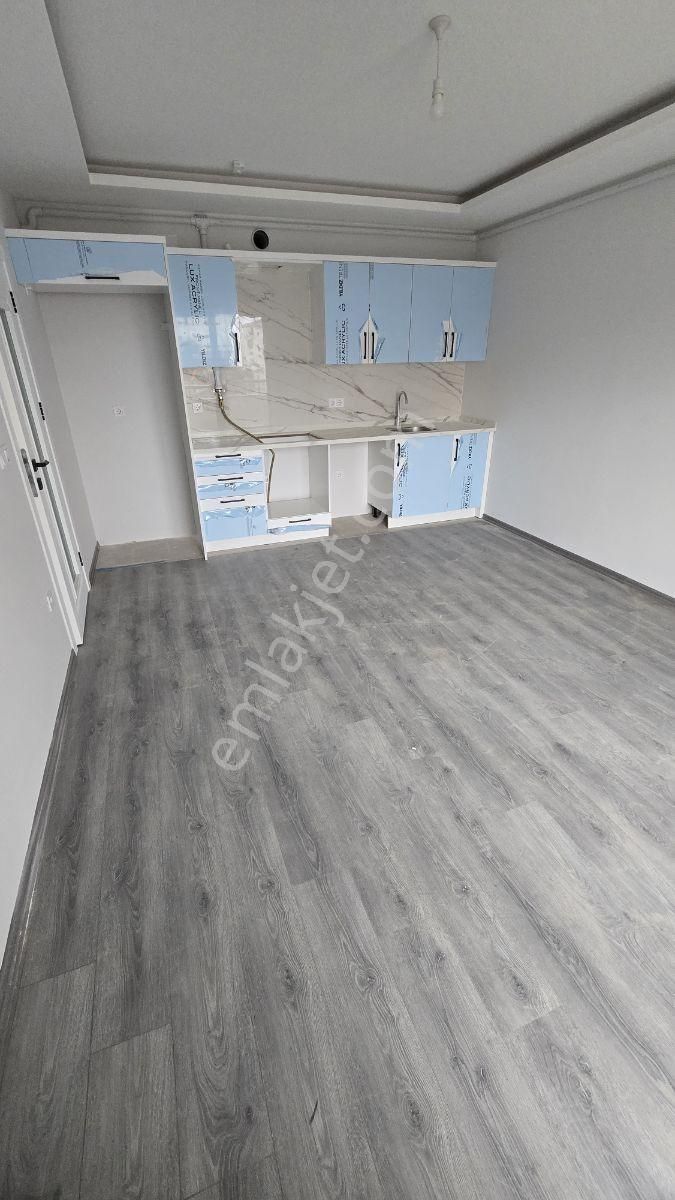 Üniversite Mah. 1+1 4.kat Kiralık Sıfır Daire - Görsel 17