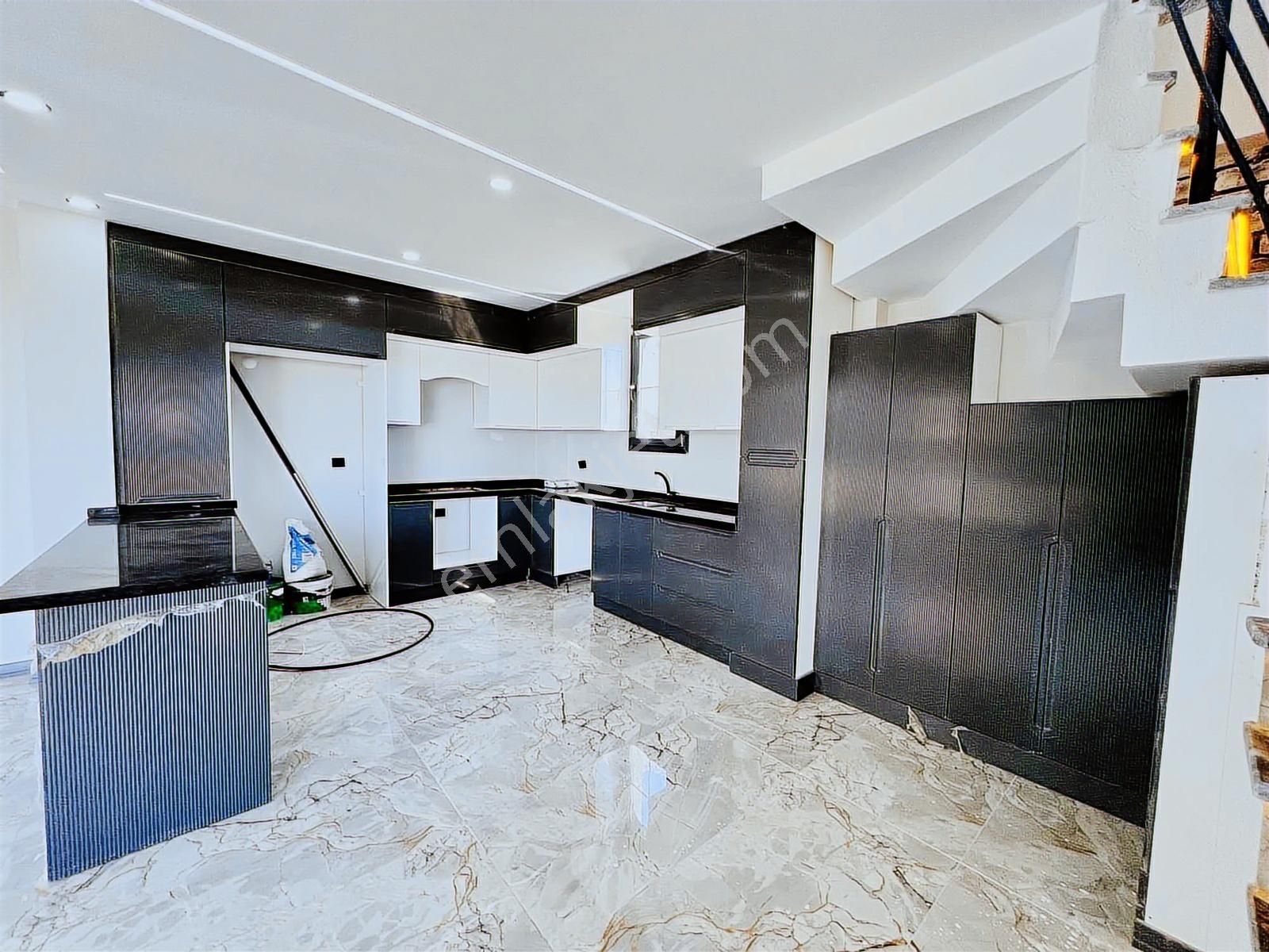 Mega Yapıdan 320m² Arsa İçinde Deniz Manzaralı 5+1 Lüx Müstakil - Görsel 21