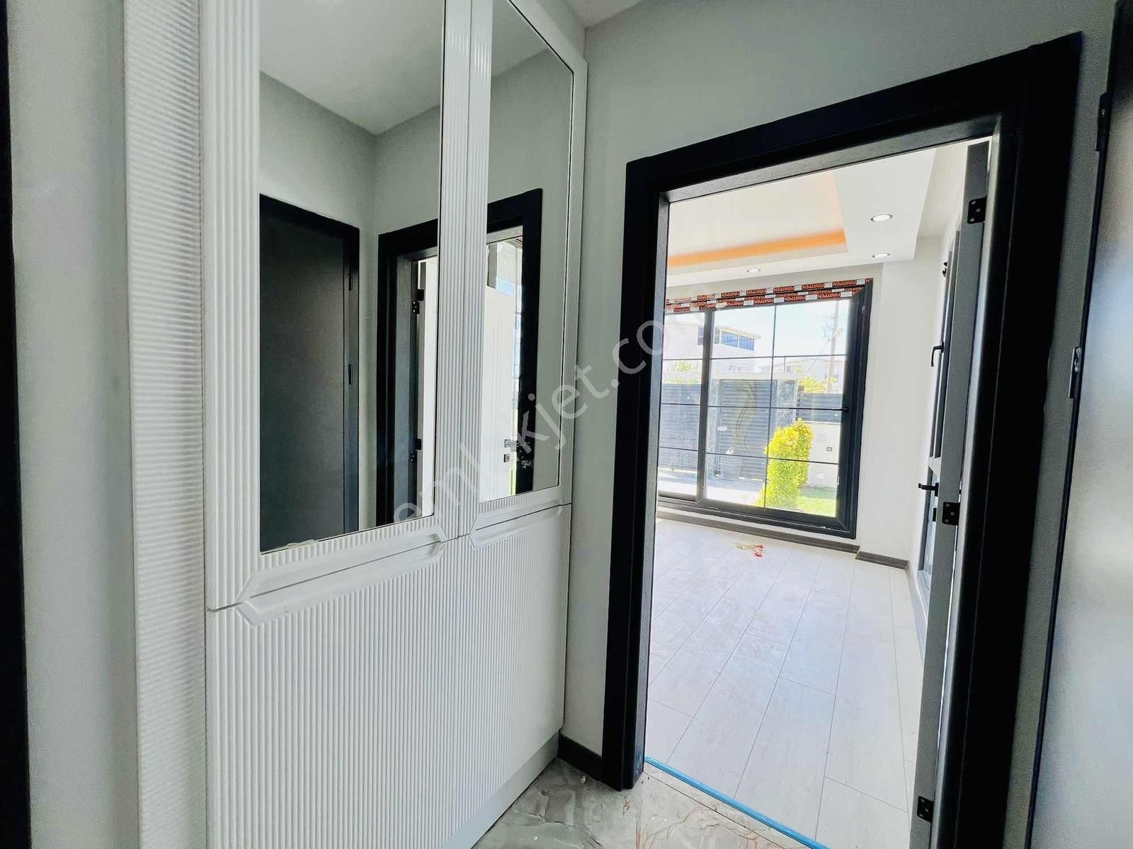 Mega Yapıdan 320m² Arsa İçinde Deniz Manzaralı 5+1 Lüx Müstakil - Görsel 8