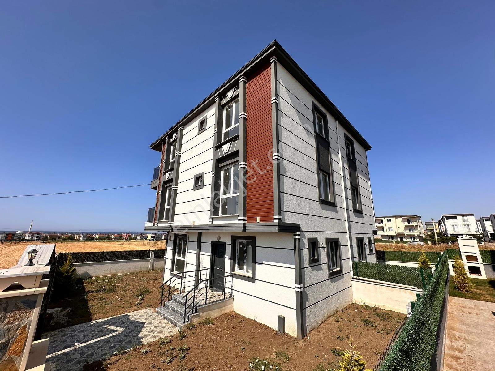 Mega Yapıdan Merkezi Konum Deniz Manzaralı İskanlı 4+1 Lüx Villa - Görsel 5