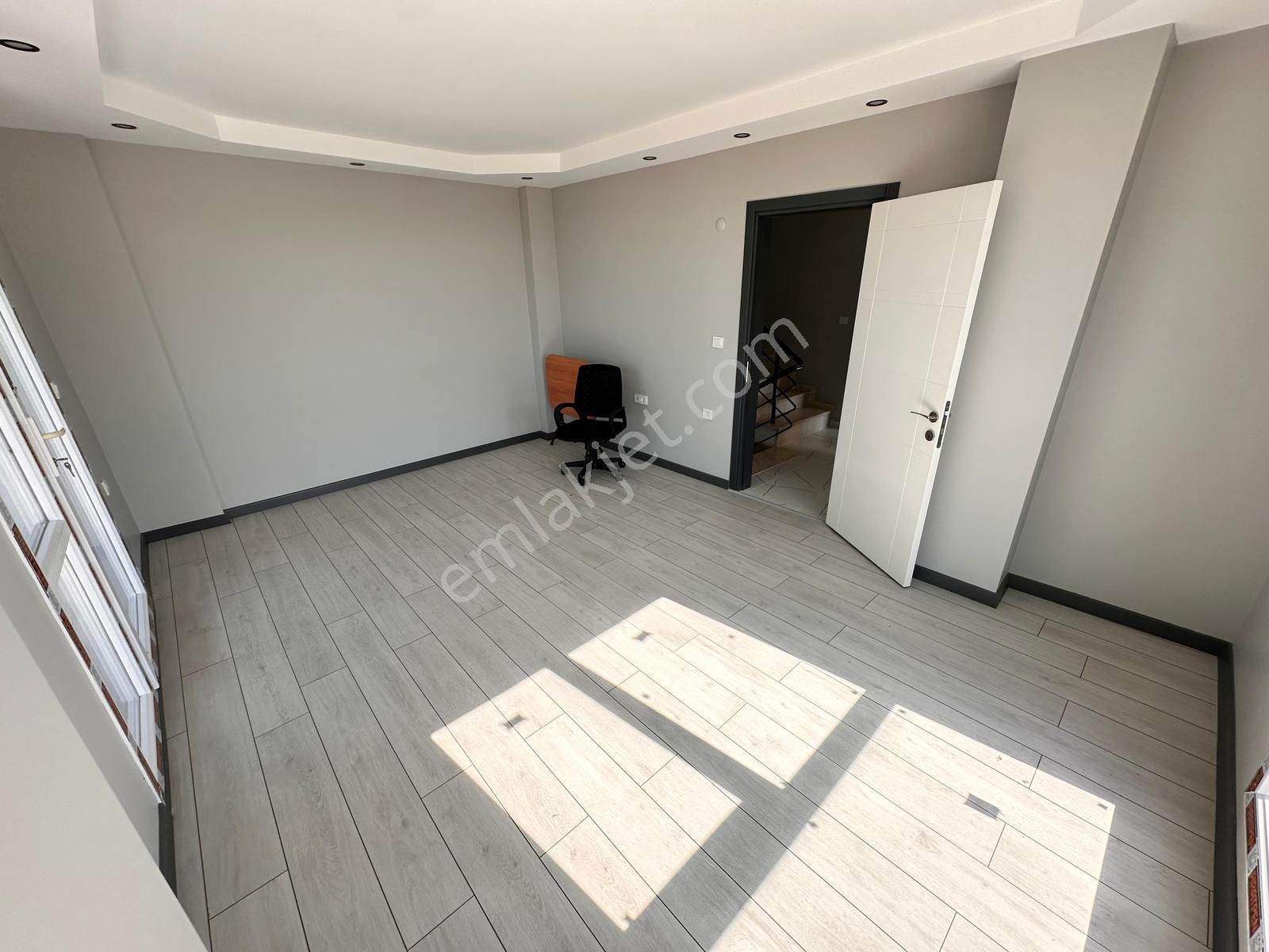 Mega Yapıdan Merkezi Konum Deniz Manzaralı İskanlı 4+1 Lüx Villa - Görsel 8