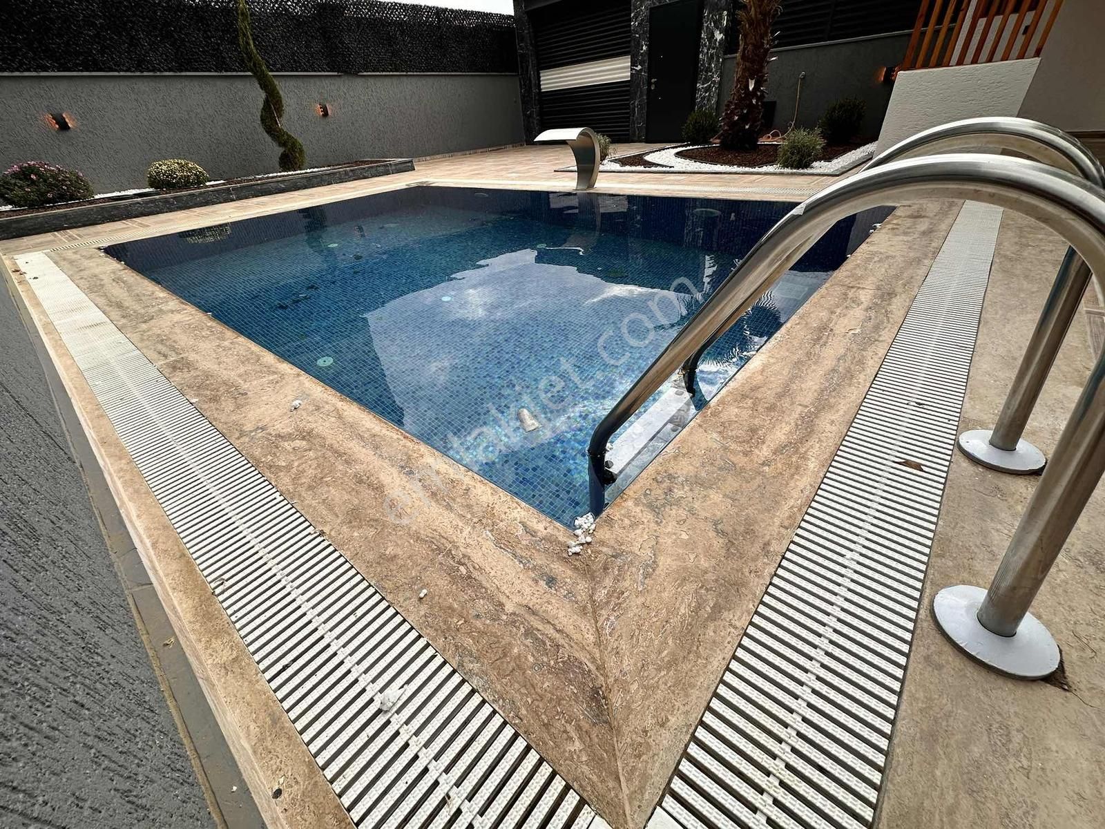 Mega Yapıdan Deniz Manzaralı Havuzlu İskanlı 5+1 Müstakil - Görsel 34