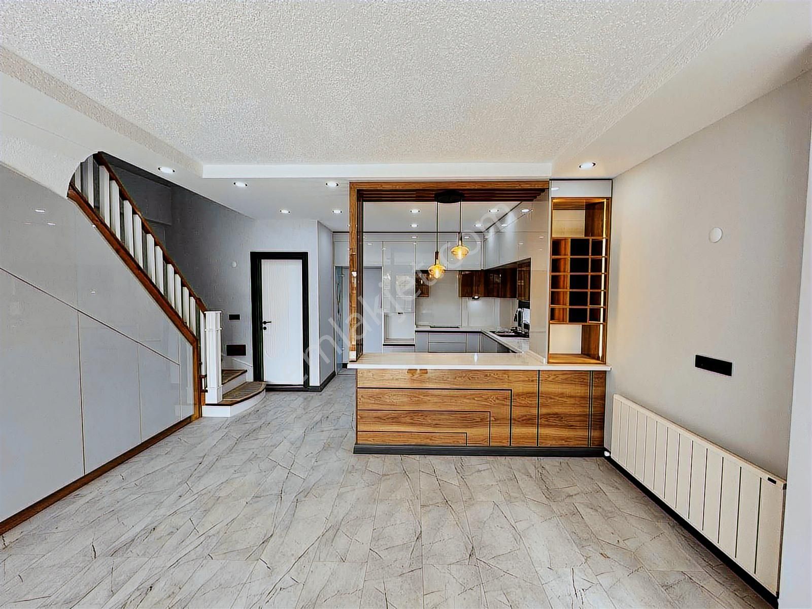 Mega Yapıdan Deniz Manzaralı Havuzlu İskanlı 5+1 Müstakil - Görsel 35