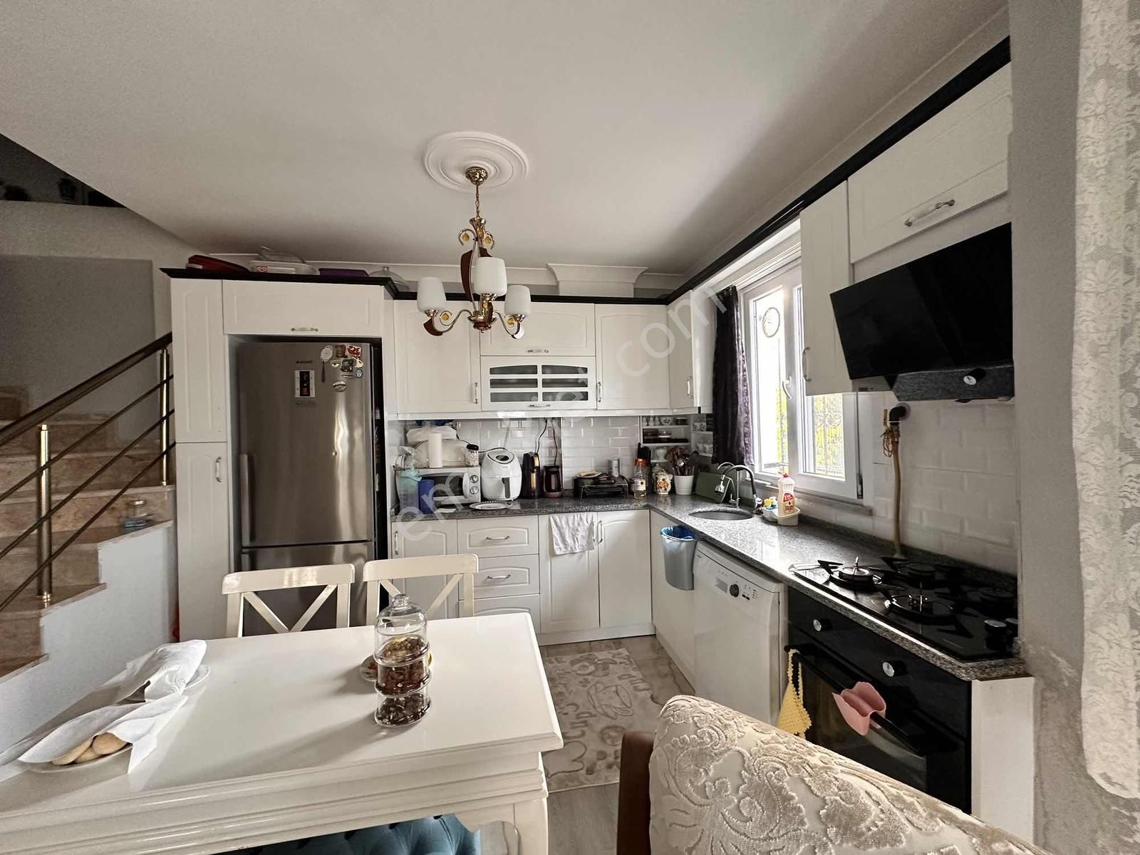 Mega Yapıdan Merkezi Konumlu İskanlı Uygun Fiyata 4+1 Lüx Villa - Görsel 28