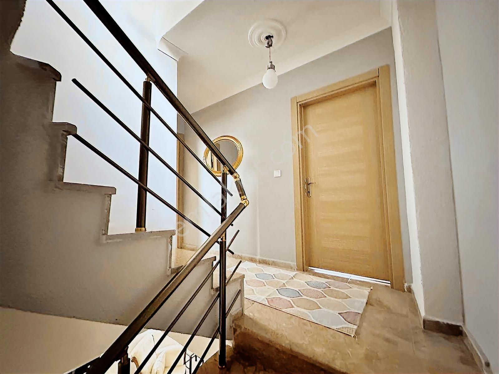 Mega Yapıdan Merkezi Konumlu İskanlı Uygun Fiyata 4+1 Lüx Villa - Görsel 15