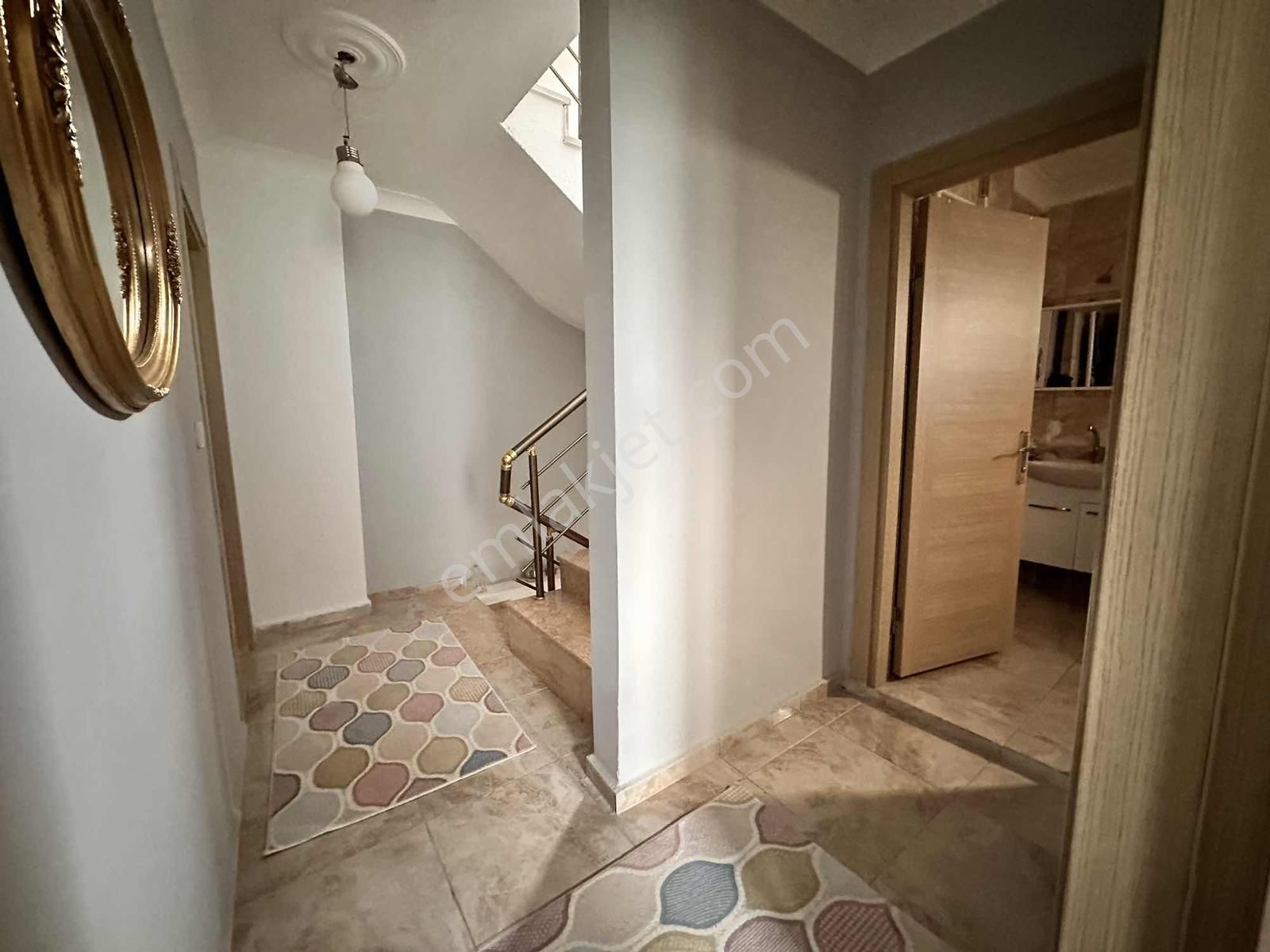 Mega Yapıdan Merkezi Konumlu İskanlı Uygun Fiyata 4+1 Lüx Villa - Görsel 27