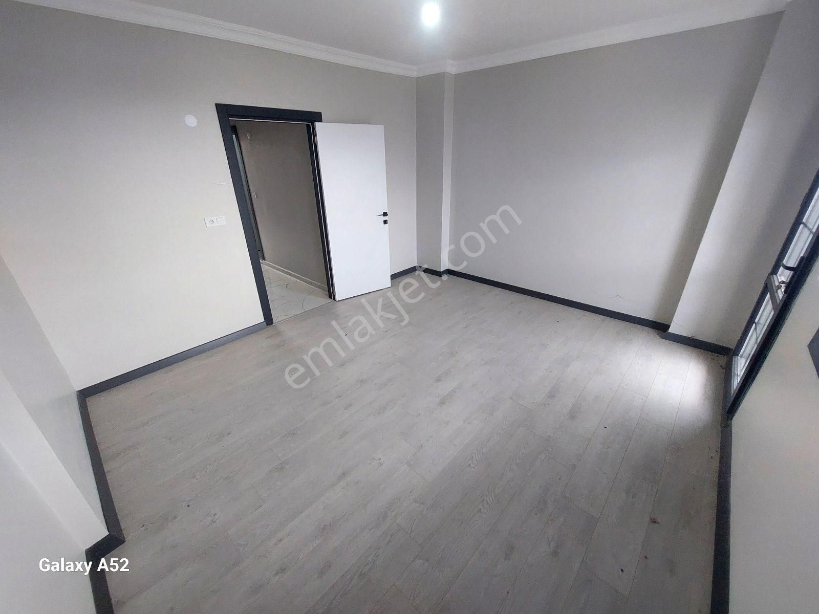 Mega Yapıdan Merkezi Konum Geniş Bahçeli 4+1 Lüx Villa - Görsel 25