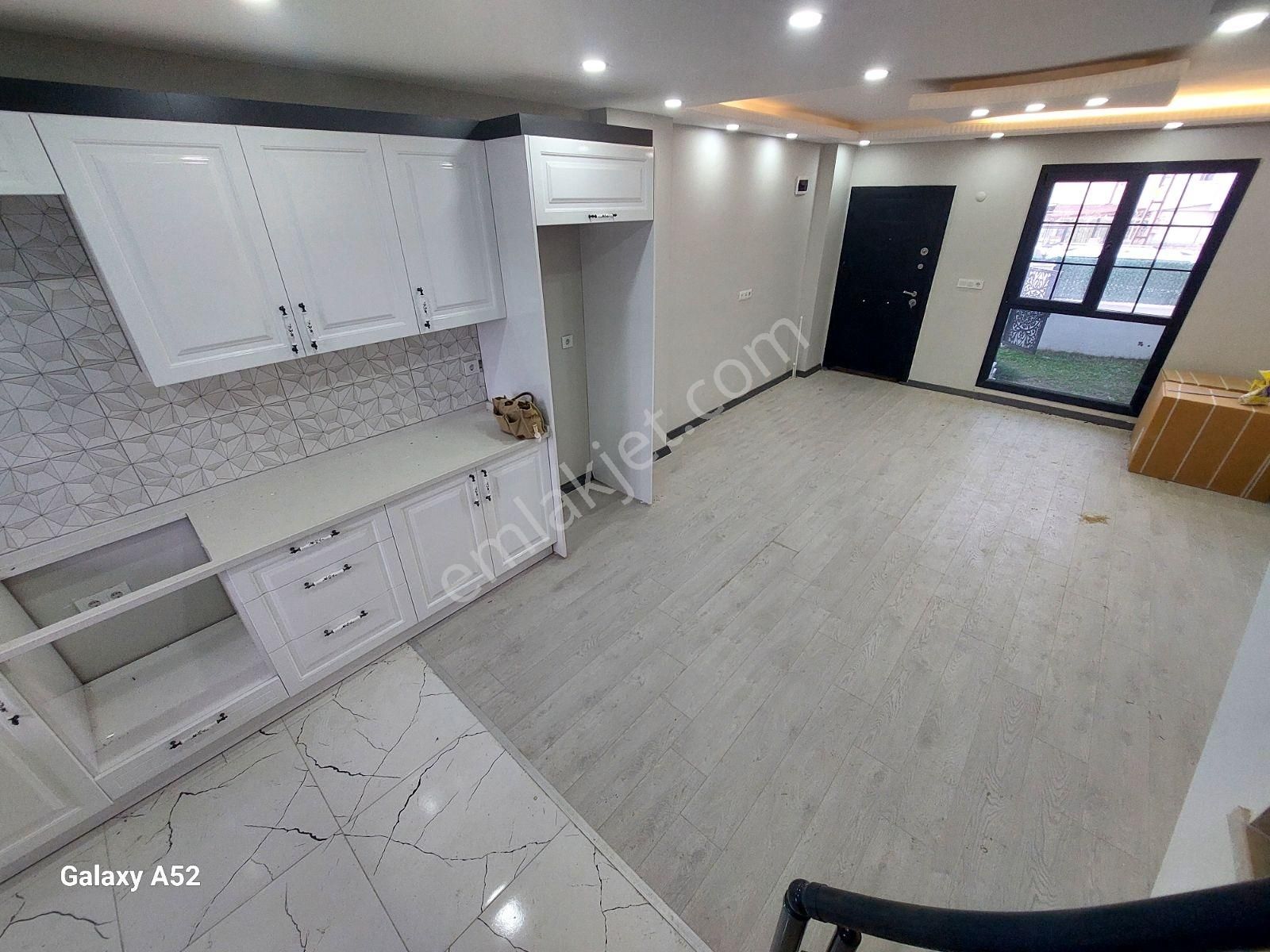 Mega Yapıdan Merkezi Konum Geniş Bahçeli 4+1 Lüx Villa - Görsel 17