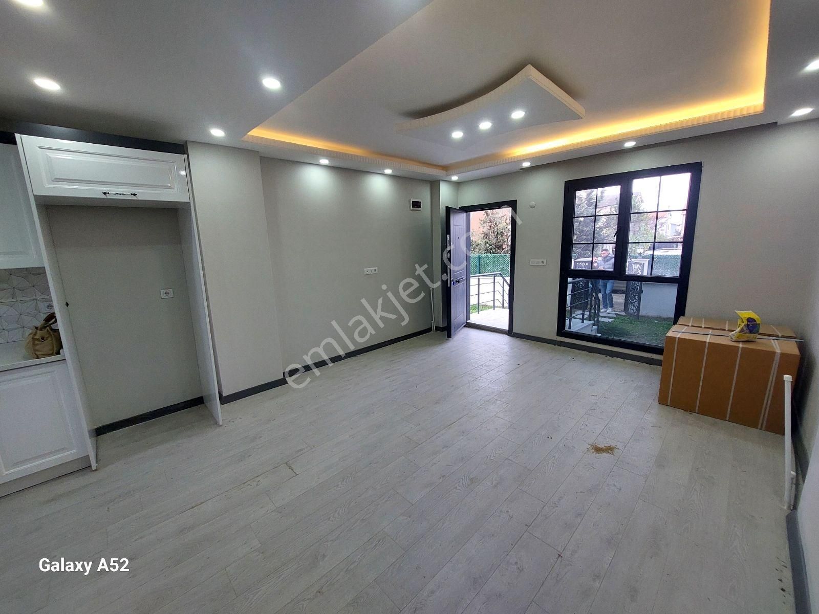 Mega Yapıdan Merkezi Konum Geniş Bahçeli 4+1 Lüx Villa - Görsel 13