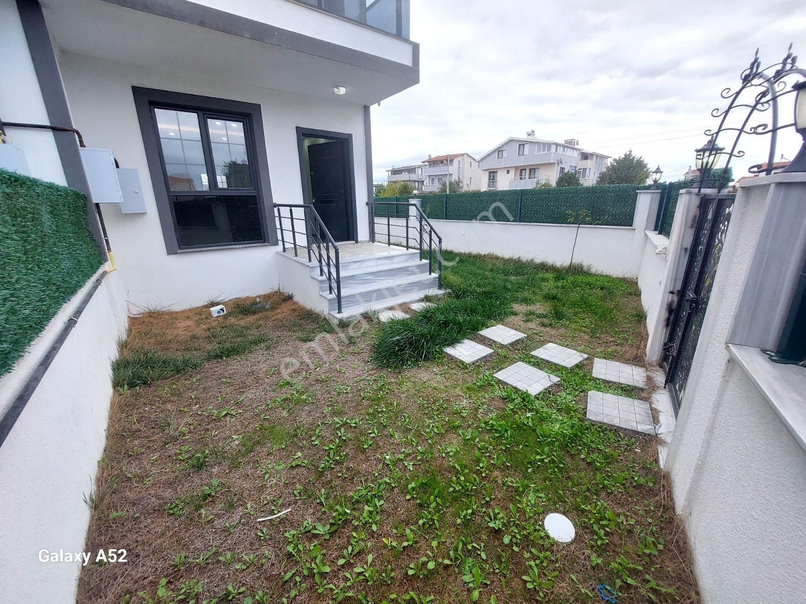 Mega Yapıdan Merkezi Konum Geniş Bahçeli 4+1 Lüx Villa - Görsel 4