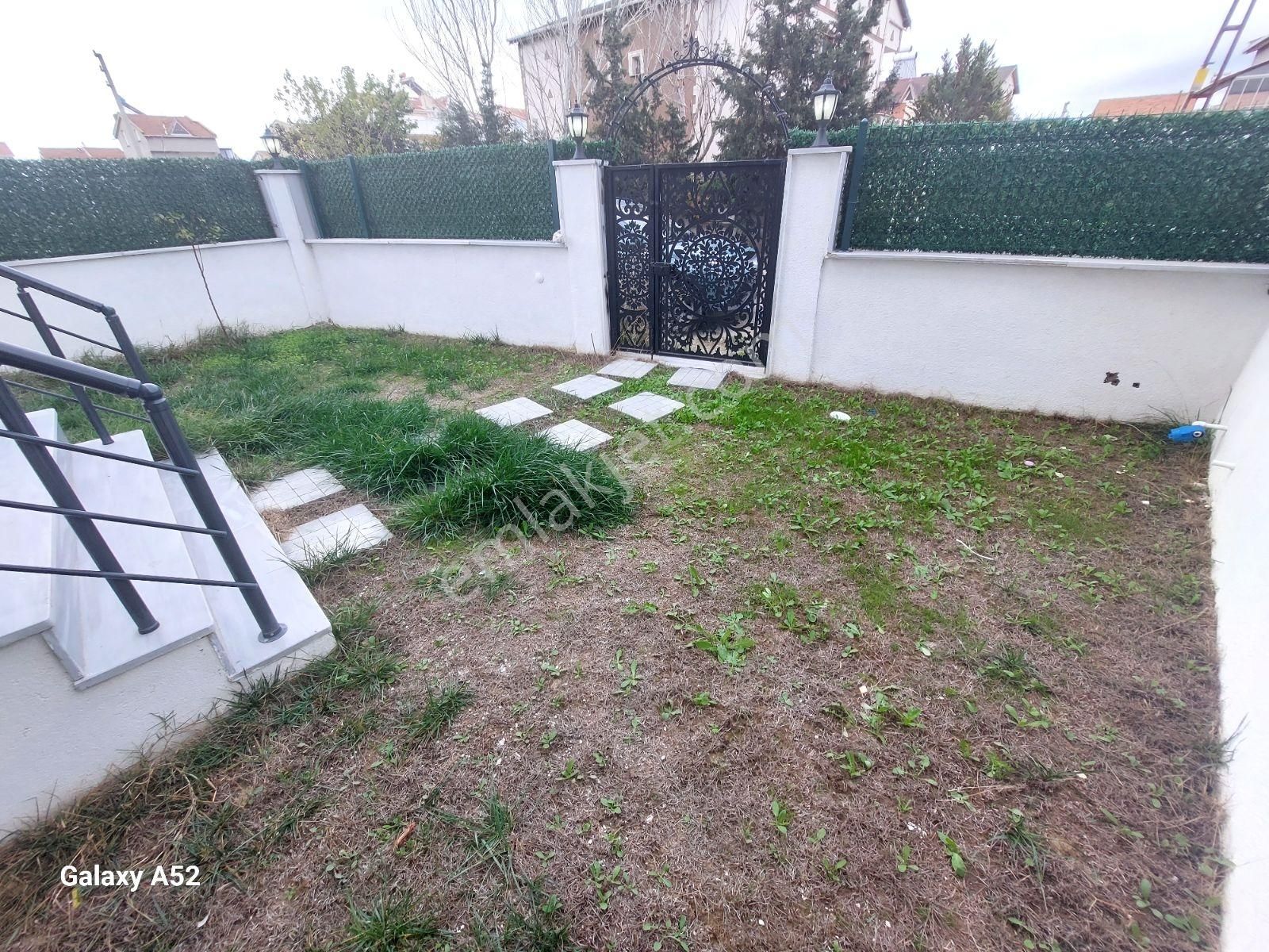 Mega Yapıdan Merkezi Konum Geniş Bahçeli 4+1 Lüx Villa - Görsel 7